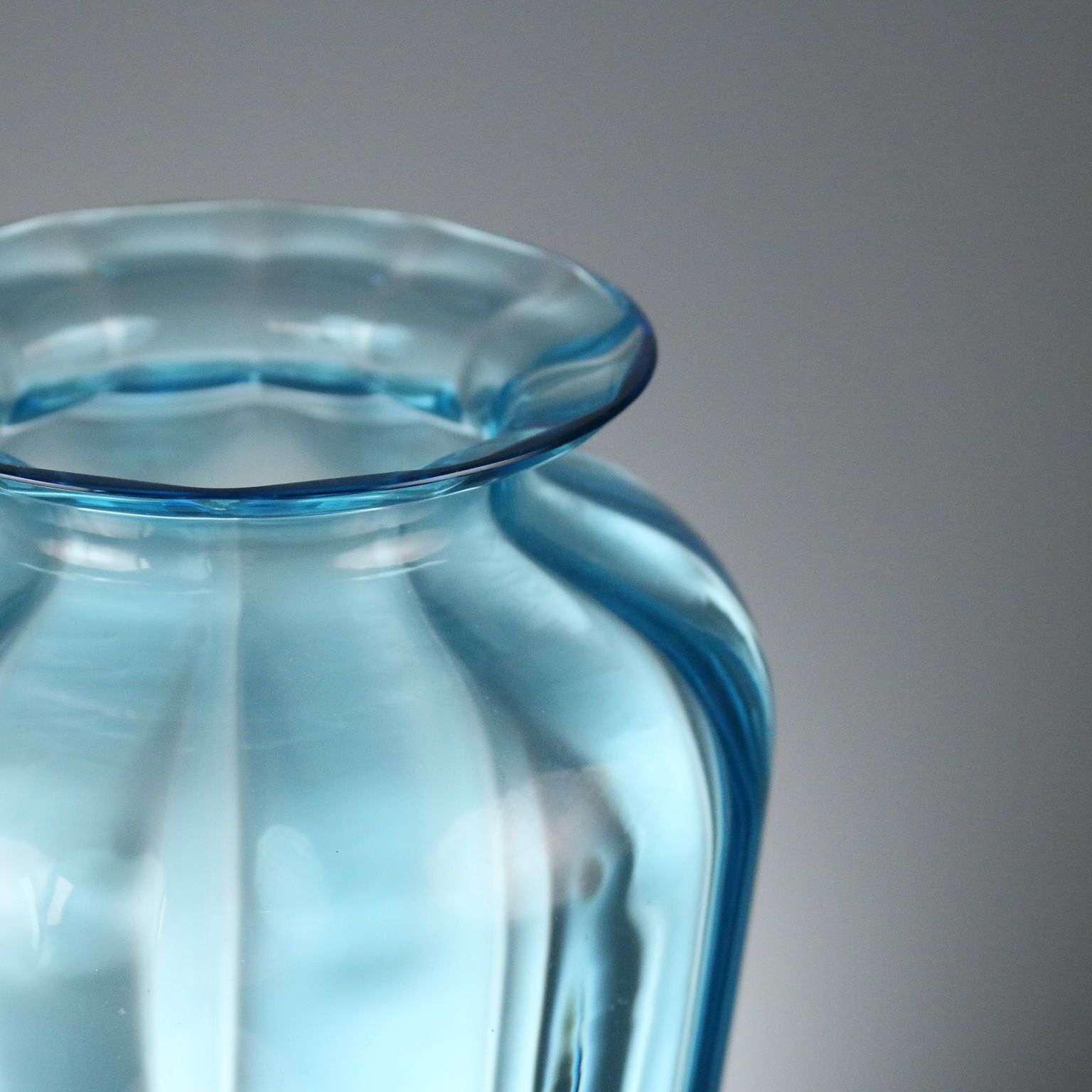 Vase en verre soufflé, Auras Venice Manufactory photo furniture