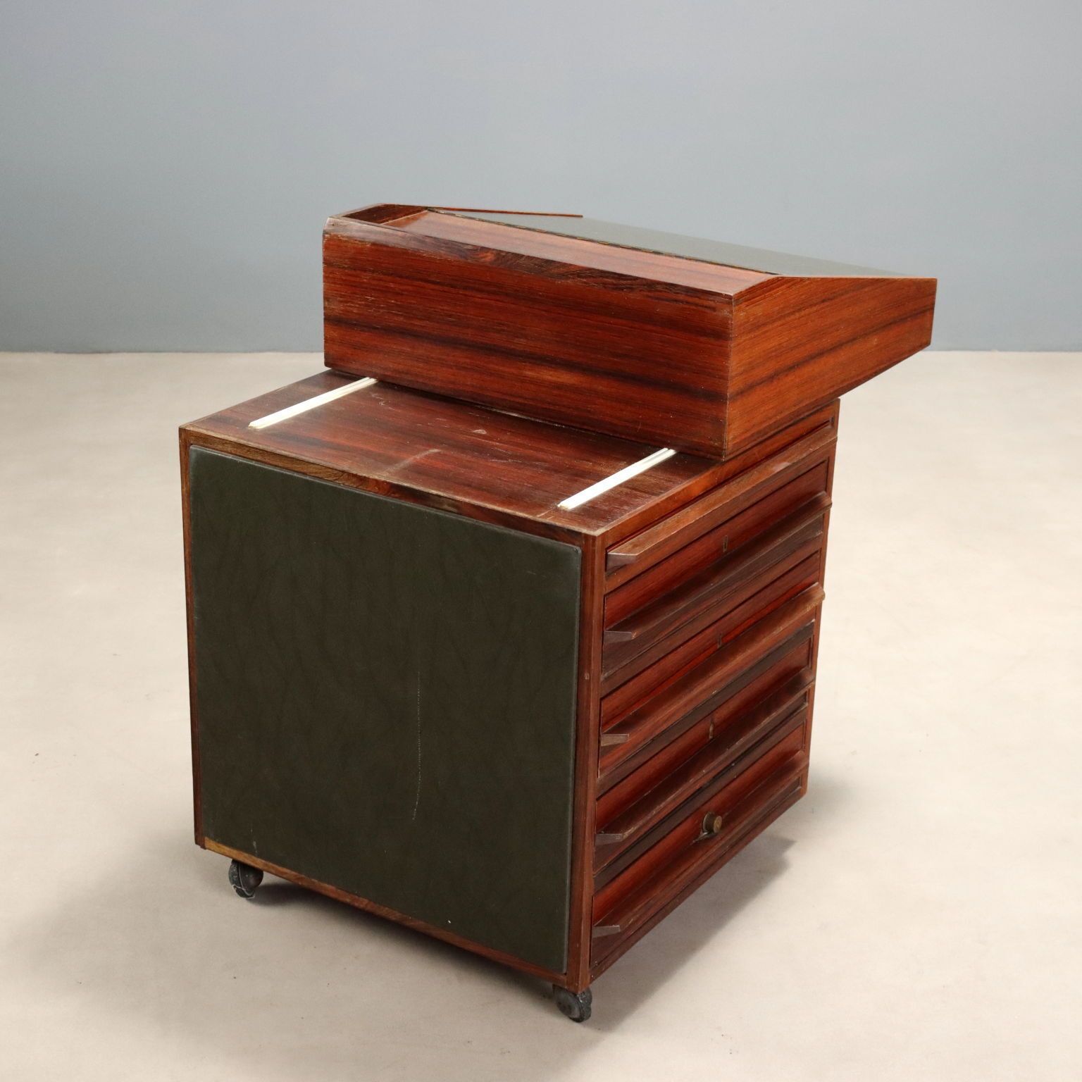 photo for sale Commode avec bureau, années 1960