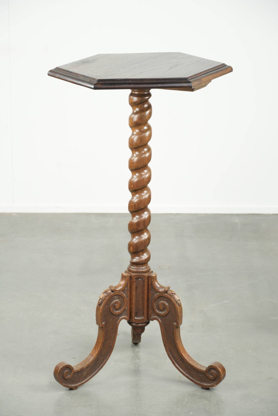 Elegant Antique Tall Oak Plant/Side Table With Beautiful Wood Carving And A Turned Leg photo furniture
