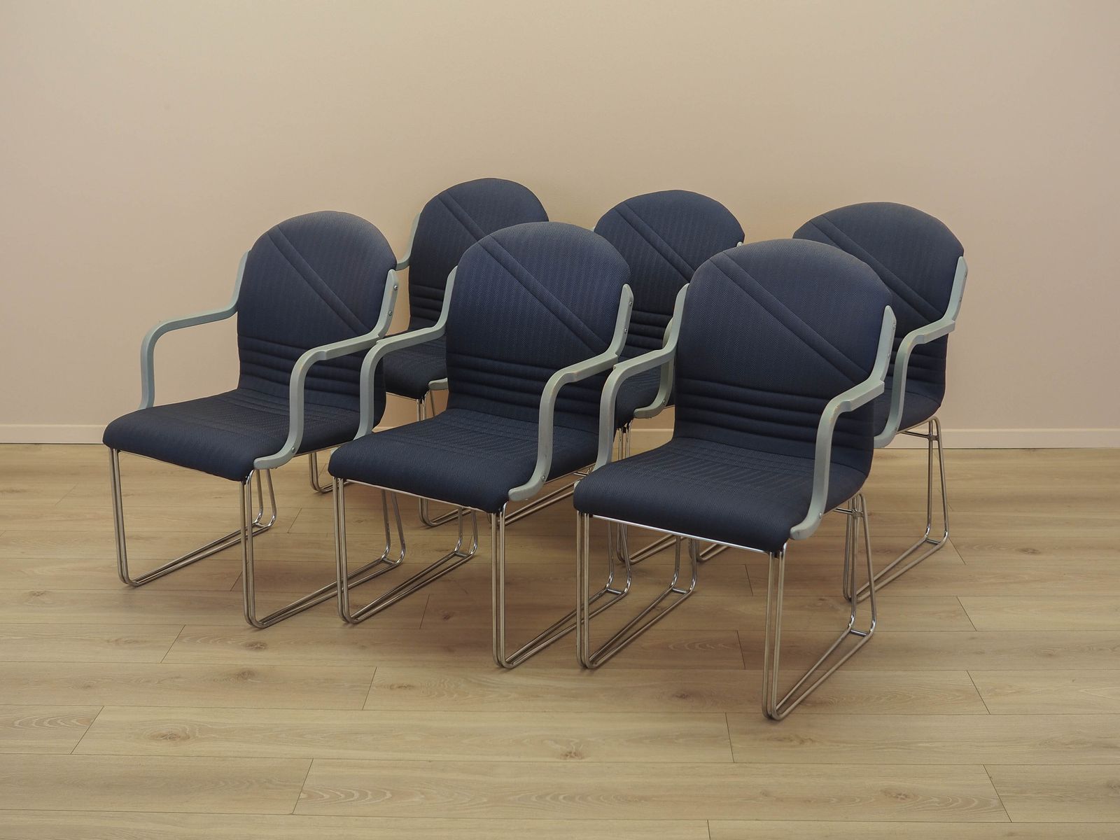 Set van zes stoelen met armleuningen, blauwe bekleding, Italiaans modern design, jaren 1990 photo furniture