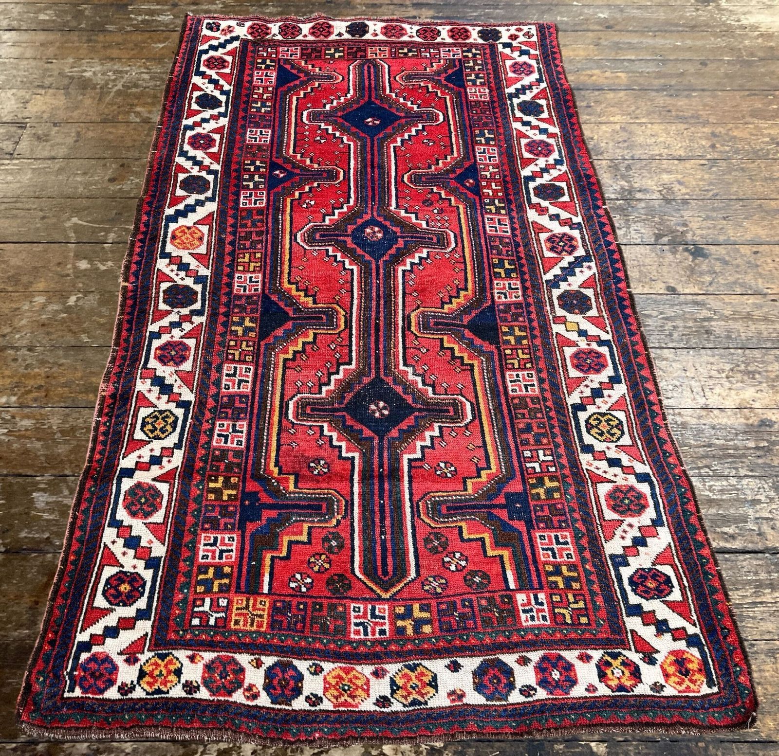 Antiek Lori tapijt 2,20 m x 1,32 m photo Textiel
