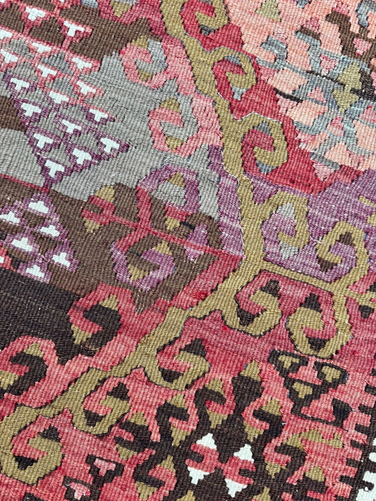 photo furniture Kilim Beklede Kruk 0,63m x 0,47m x H0,39m