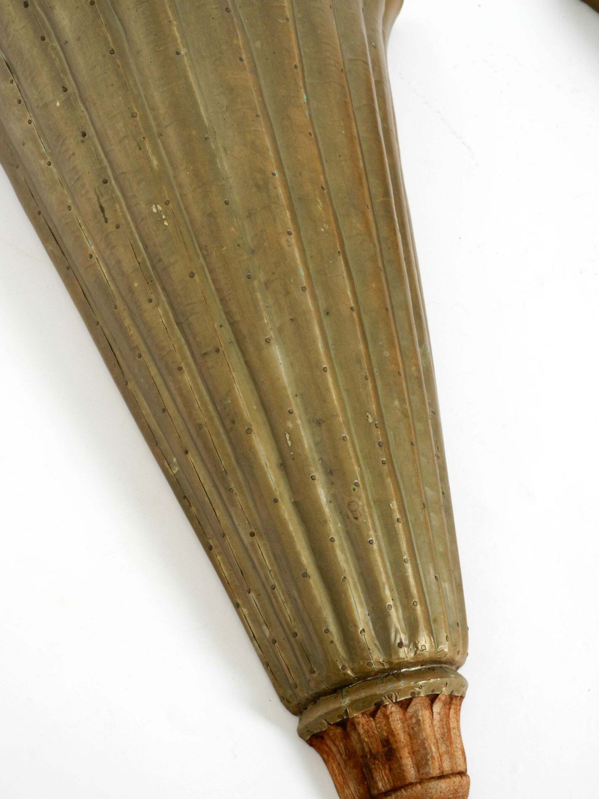 Verlichting Paar zeldzame grote wandlampen uit de jaren 1950 van hout bekleed met aluminium photo