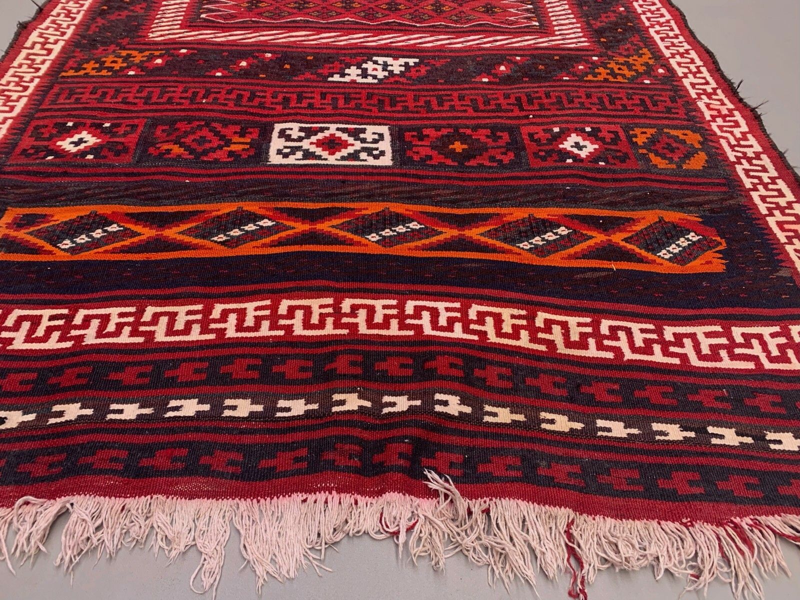 Vintage Kilim 387x150 cm Wollen Kelim Tapijt Grote Brede Loper Rood, Zwart photo for sale