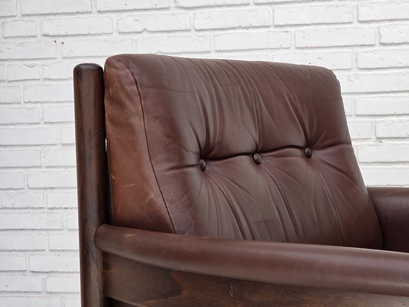 1970s, Scandinavian Armchair, Furniture Leather, Beech Wood. photo 870.0