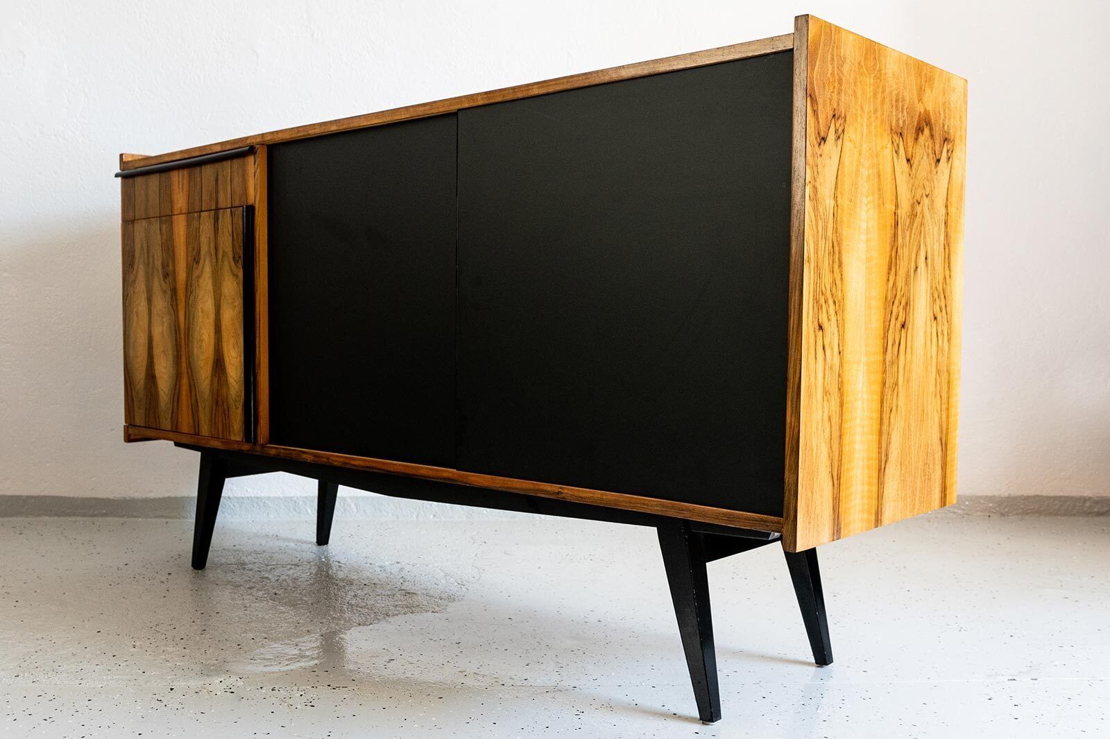 photo furniture Vintage Dressoir, Polen, jaren 1970