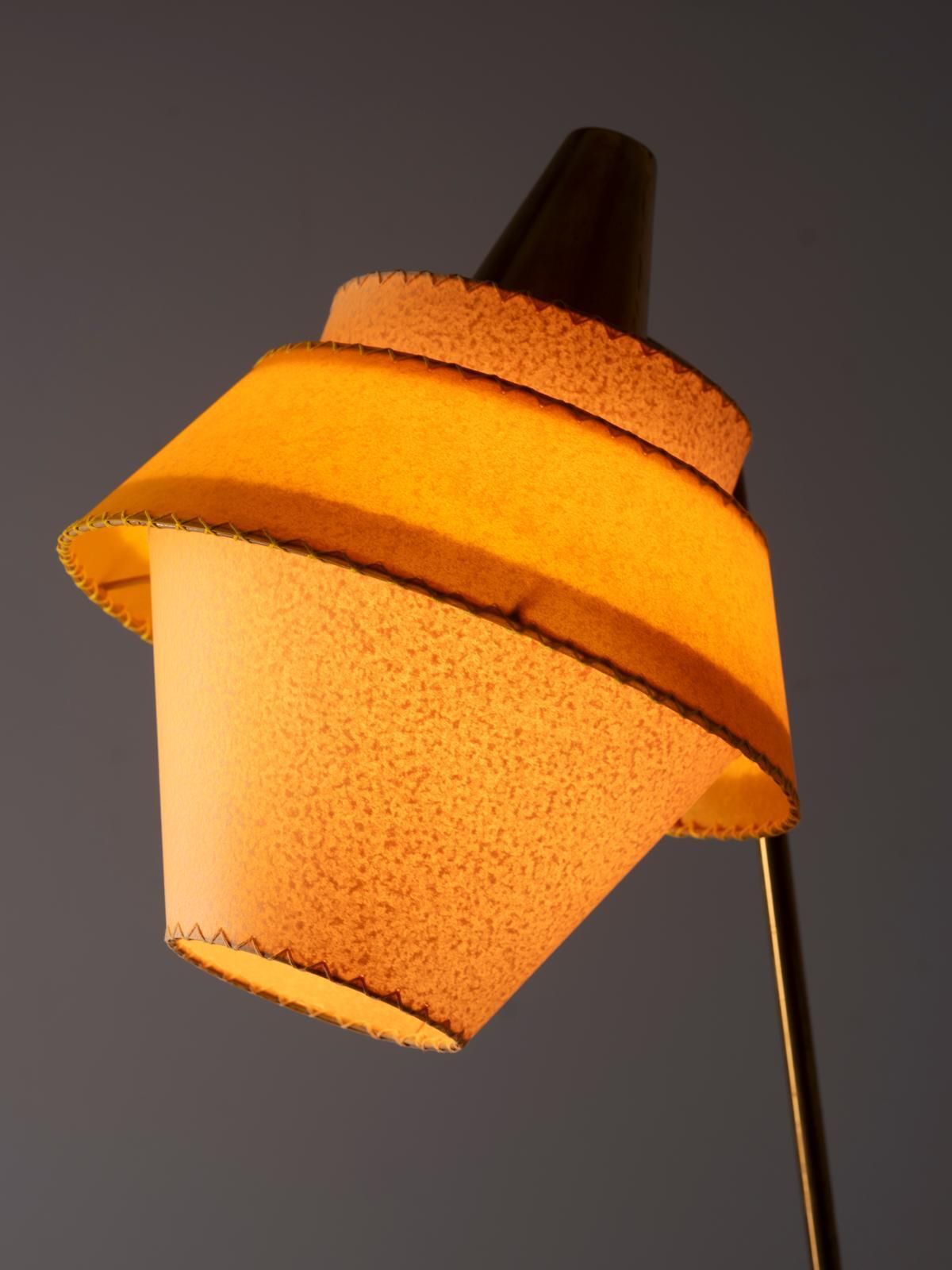 photo for sale Vintage vloerlamp van Josef Hůrka voor Napako, ca. jaren 1950, Tsjecho-Slowakije, 160 × 32 × 32 cm