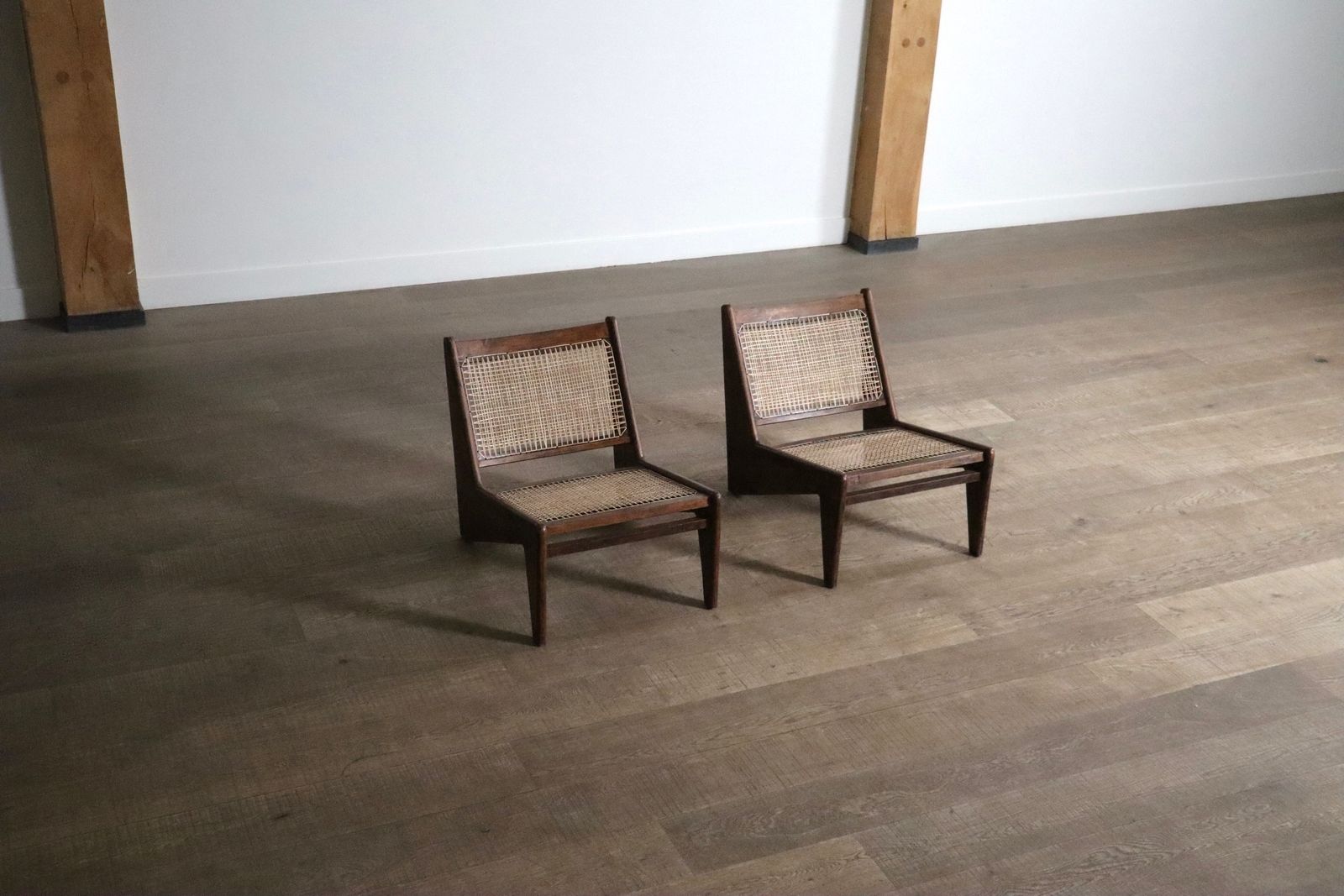 Pierre Jeanneret Kangaroo Chairs Pj Si 59, India, 1955 photo 25000.0