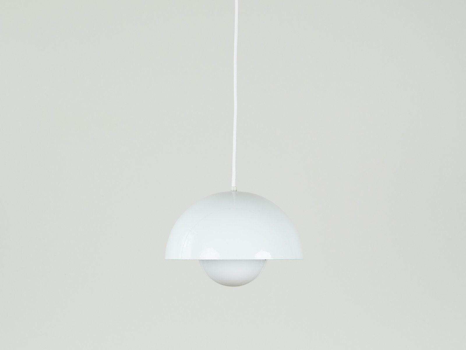 Vintage Flowerpot hanglampen van Verner Panton voor Louis Poulsen, set van 2 photo furniture