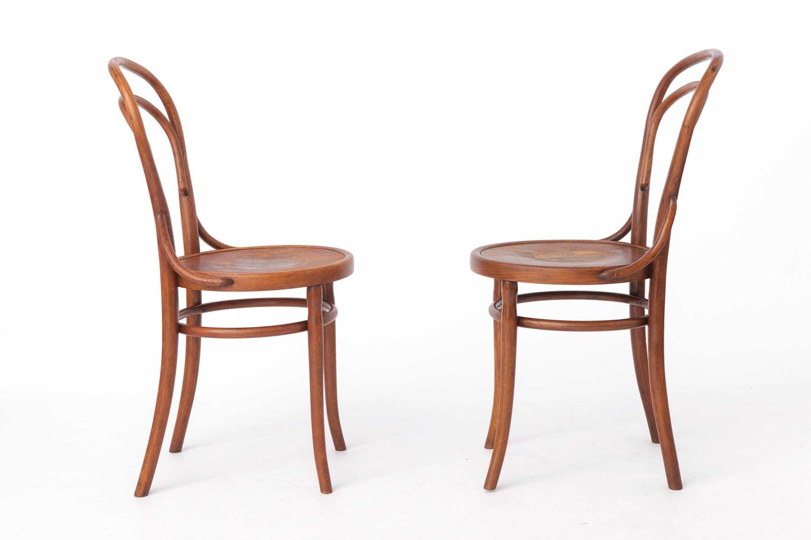 Paar Antieke Bugholzstoelen | Oostenrijkse Beukenhouten Eetkamerstoelen | Thonet Stijl | 1930-1950 photo furniture