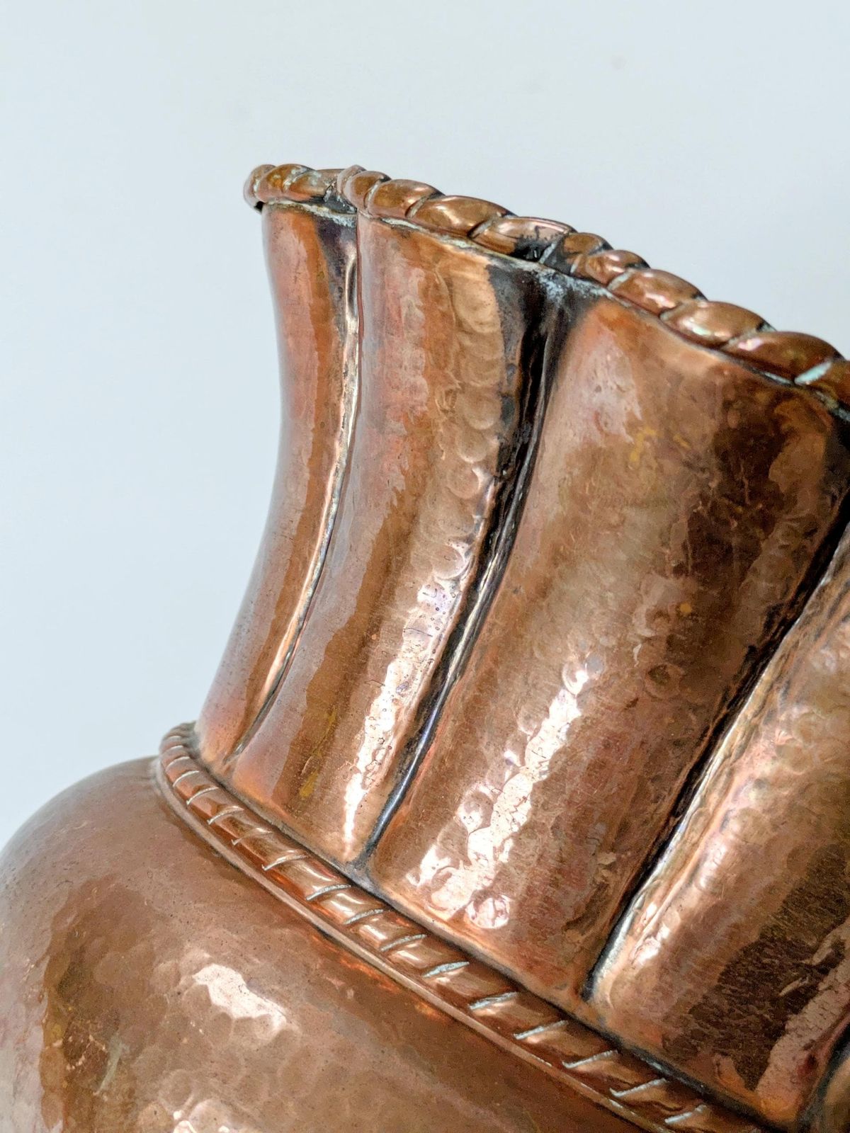 Midcentury Italian Copper Planter: Hand Hammered Design With Scalloped Rim And Cord Detail photo vintage