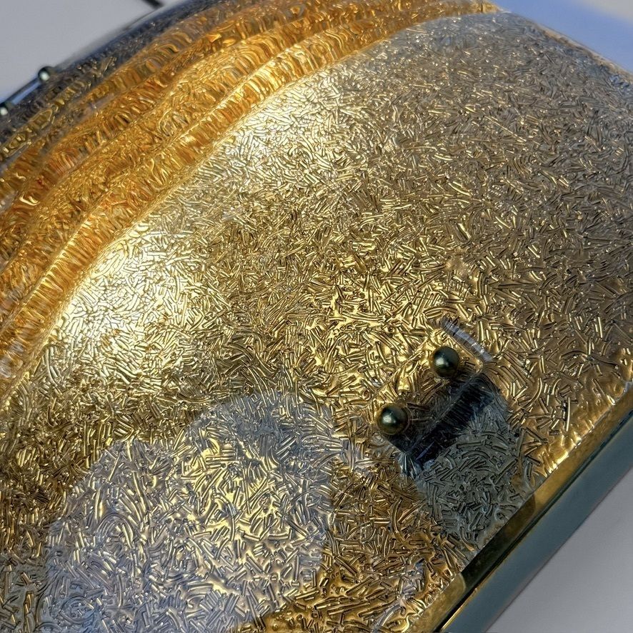 Paar vierkante wandlampen van messing en amberkleurig Murano-glas, eind 20e eeuw photo buy
