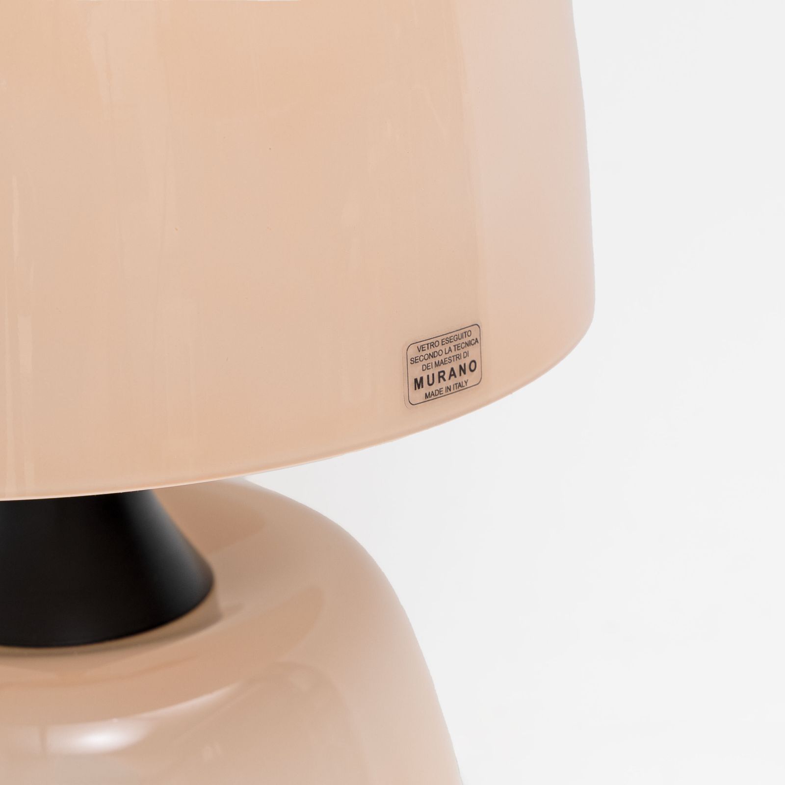 Pair Of Italian Murano Glass Table Lamps In Blush Pink With Brass Details photo 2745.0