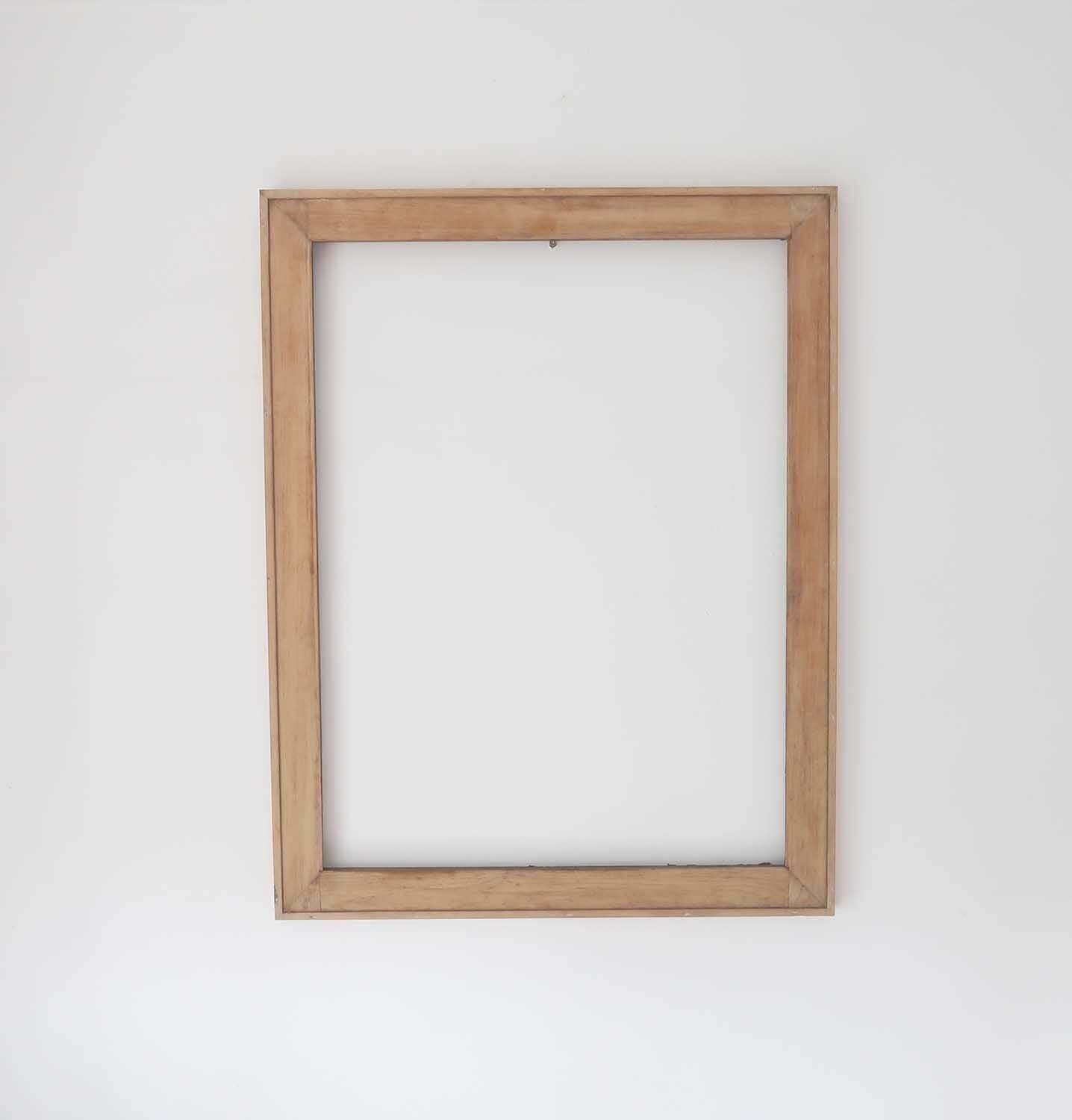 Grote antieke houten fotolijst van grenenhout. Engels, 19e eeuw photo furniture