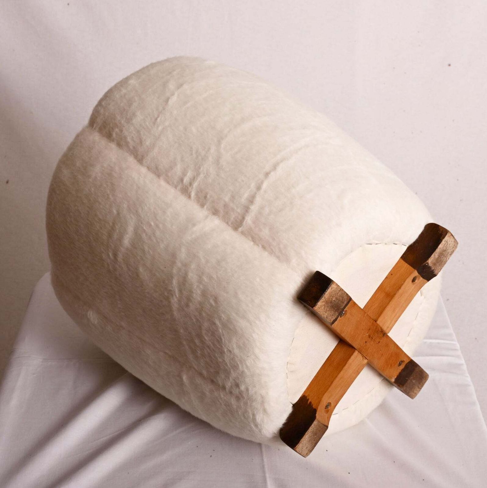 Art Deco kruk ottoman, voetenbank van Jindrich Halabala photo Meubels