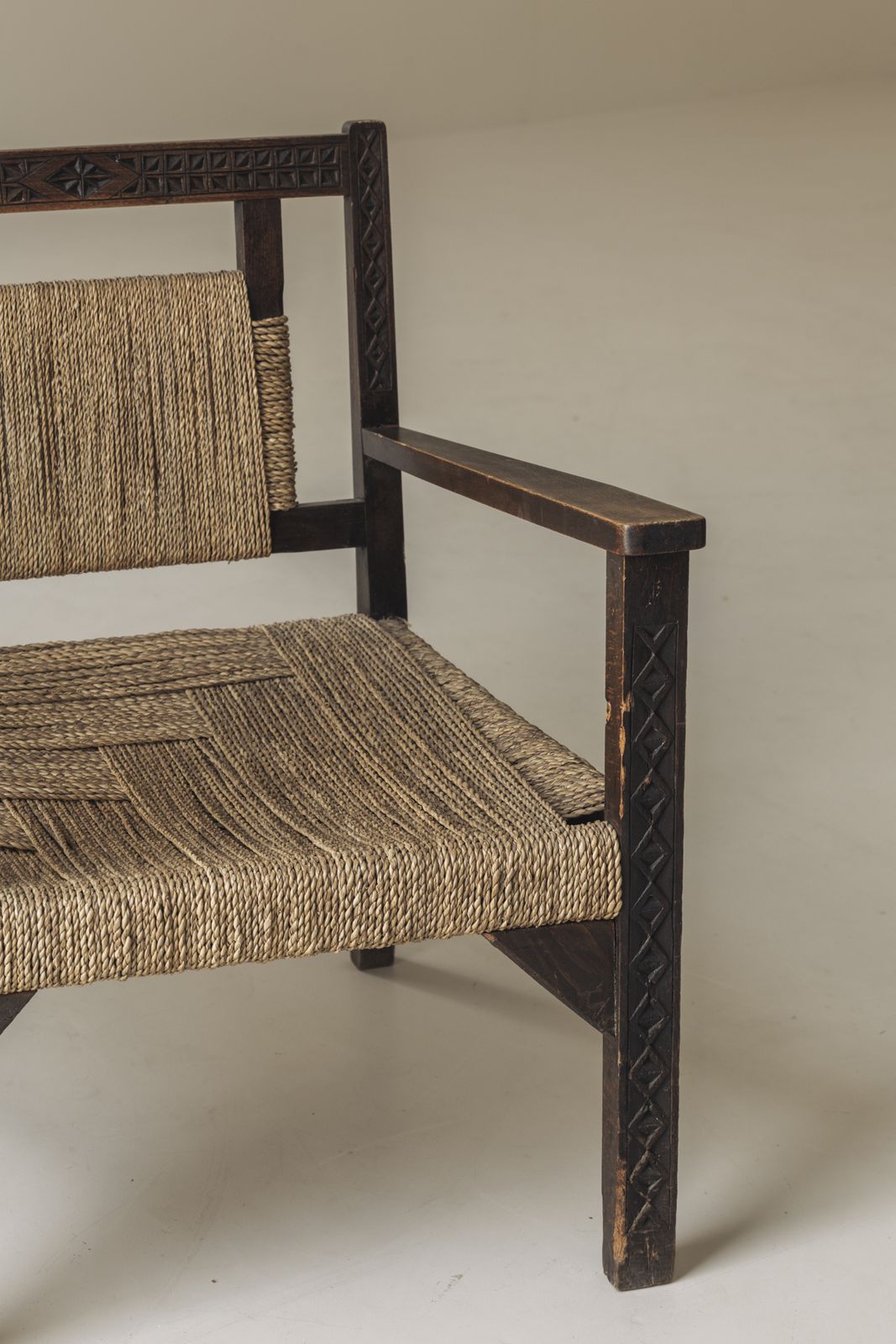 photo furniture Franse Modernistische Fauteuils in de Stijl van Francis Jourdain, jaren 1940