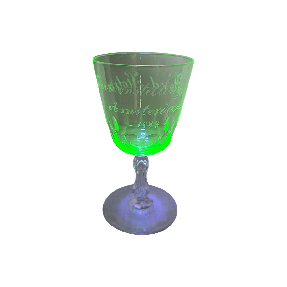 Antiek kristallen uraniumwijnglas, uit 1883