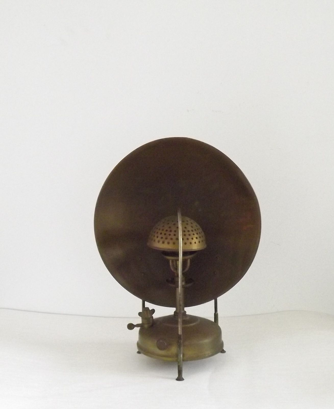 Appareil de chauffage Svea No. 25 en laiton d'époque, par Max Sievert, Suède photo for sale