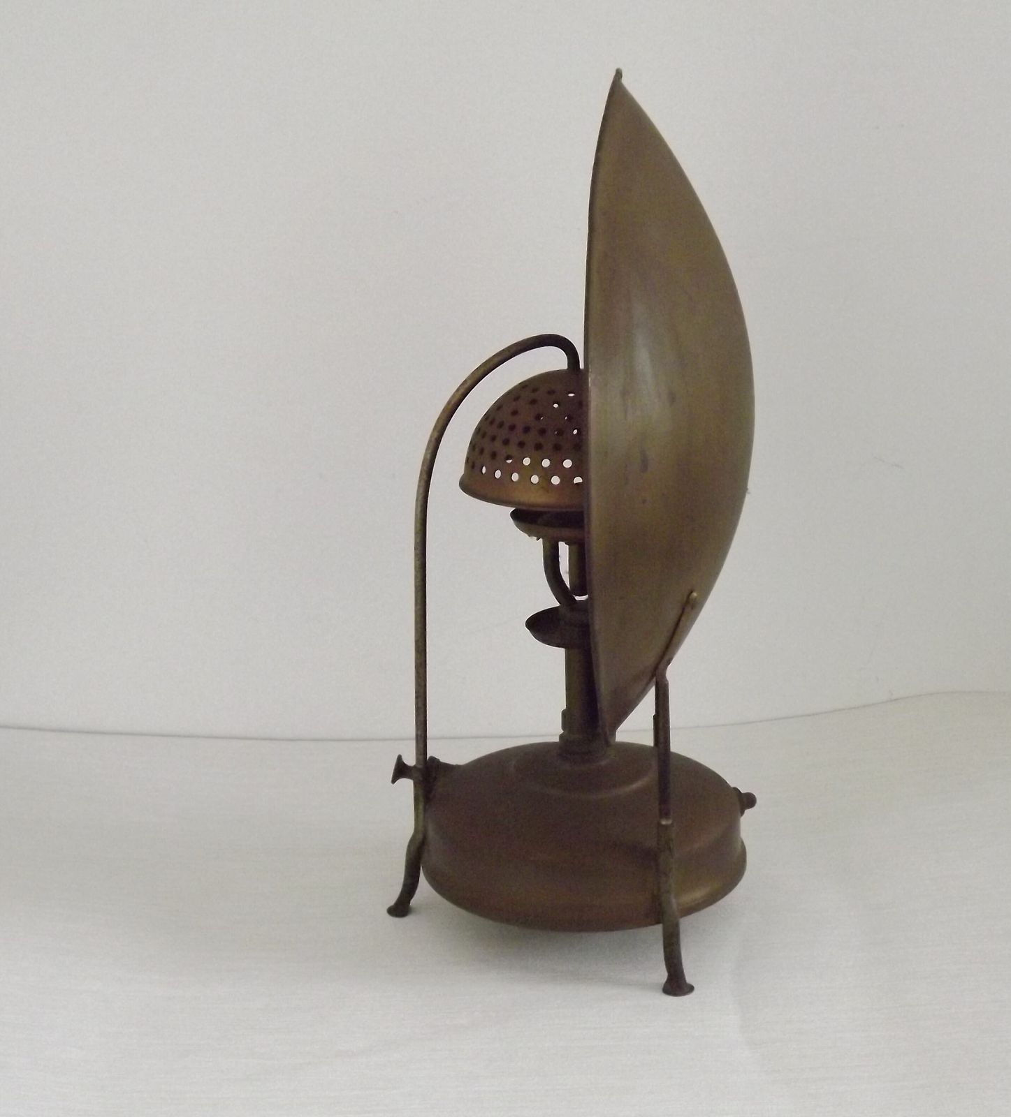 Appareil de chauffage Svea No. 25 en laiton d'époque, par Max Sievert, Suède photo buy