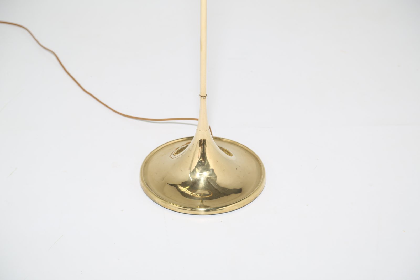 Lampadaire vintage en laiton, modèle G 025, par Alf Svensson et Yngvar Sandström pour Bergbom, années 1960 photo furniture