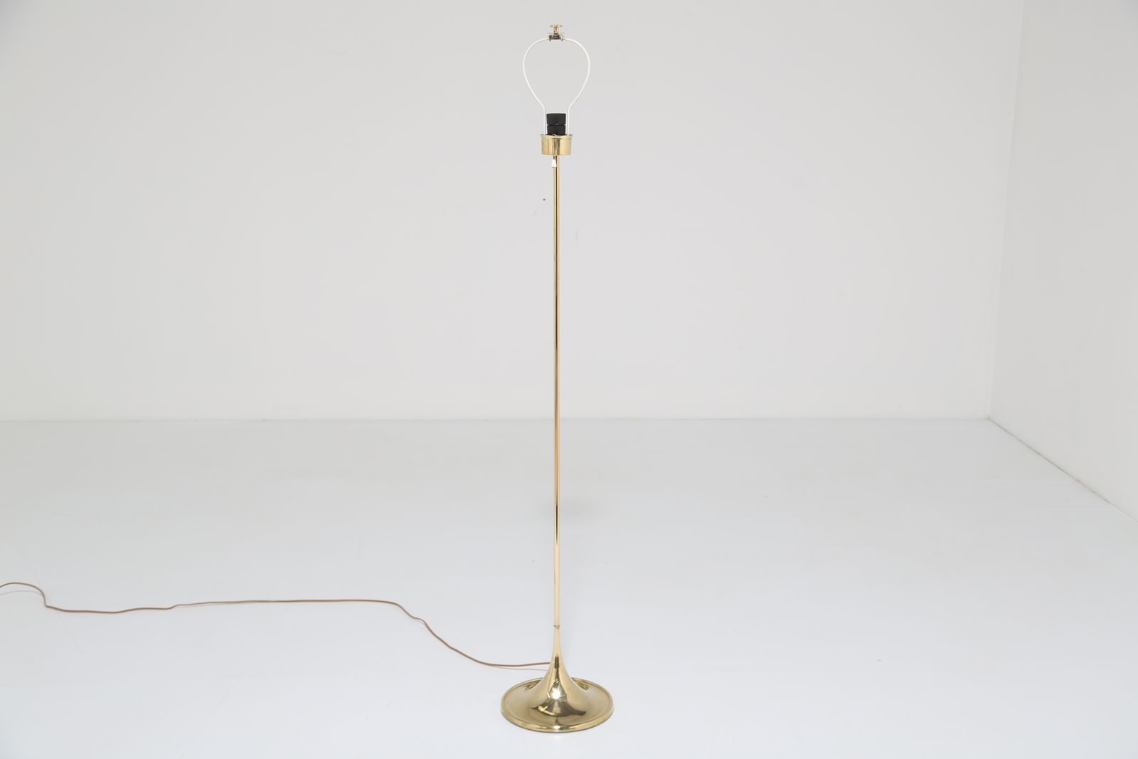 photo buy Lampadaire vintage en laiton, modèle G 025, par Alf Svensson et Yngvar Sandström pour Bergbom, années 1960