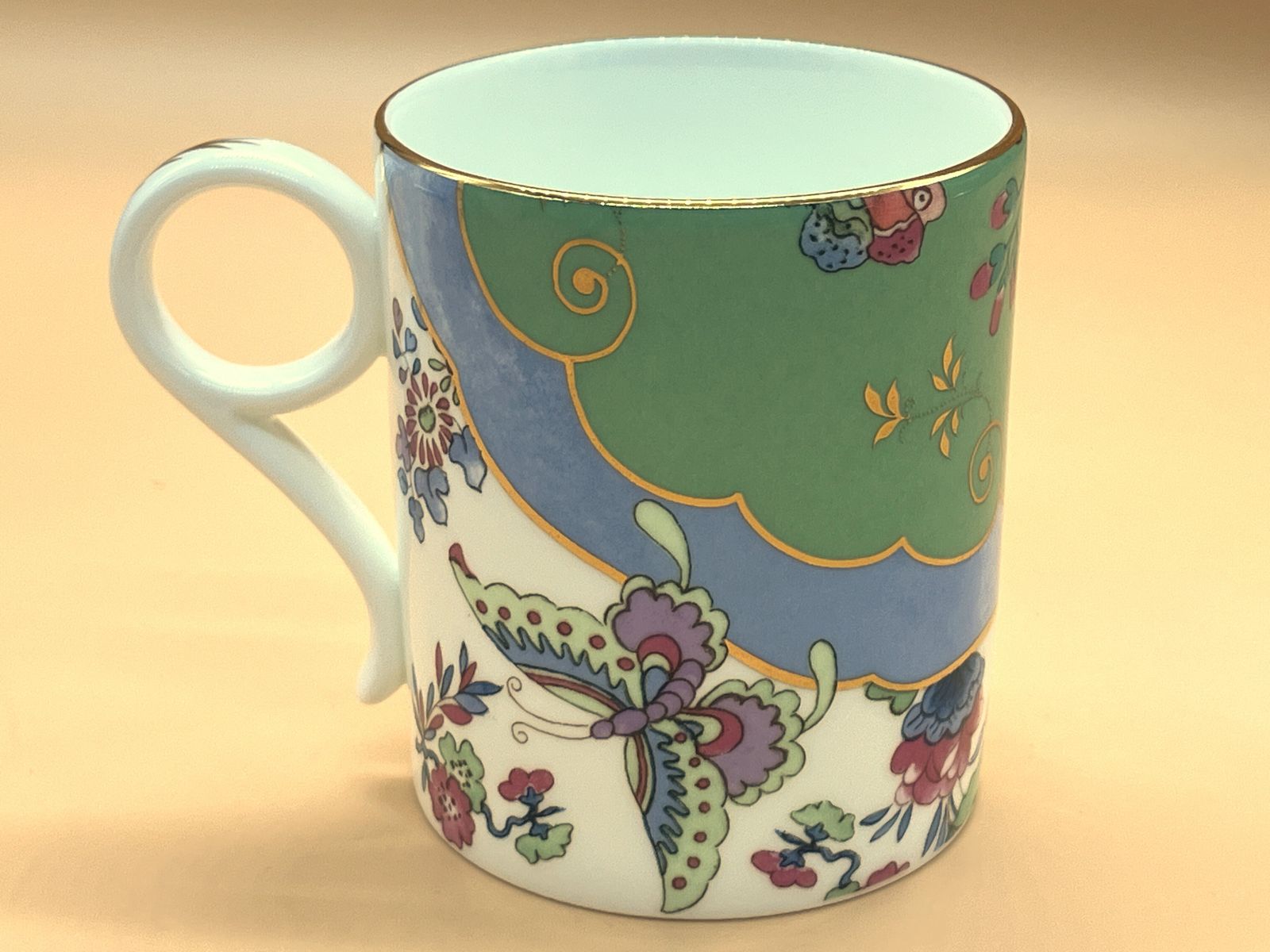 Wedgwood China Archive Collection Butterfly Posy Design Small Mug. photo Home Decor