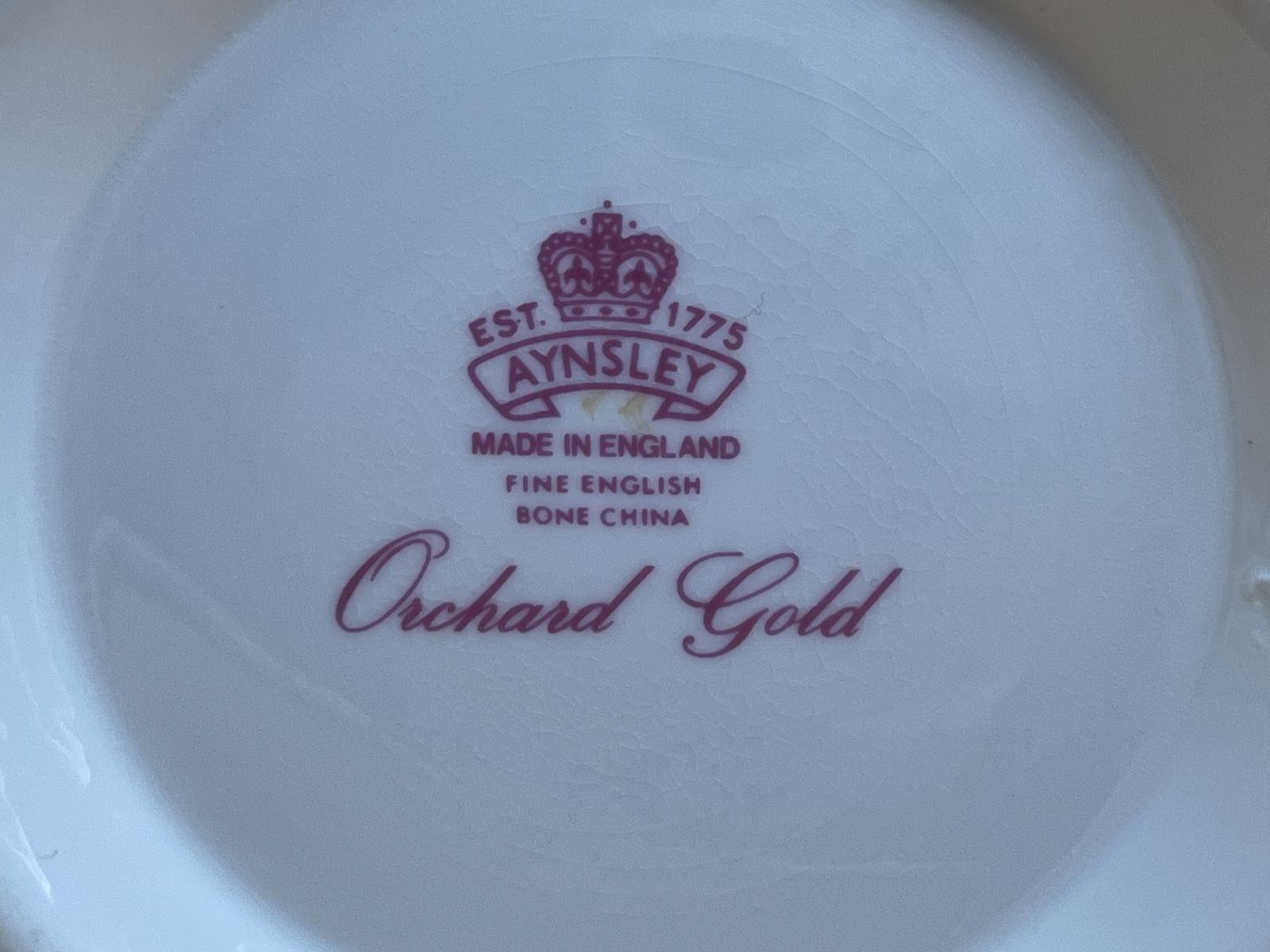photo furniture Aynsley China Orchard Gold Design Large 2 Pint Capacity New / Unused Coffee Pot.
