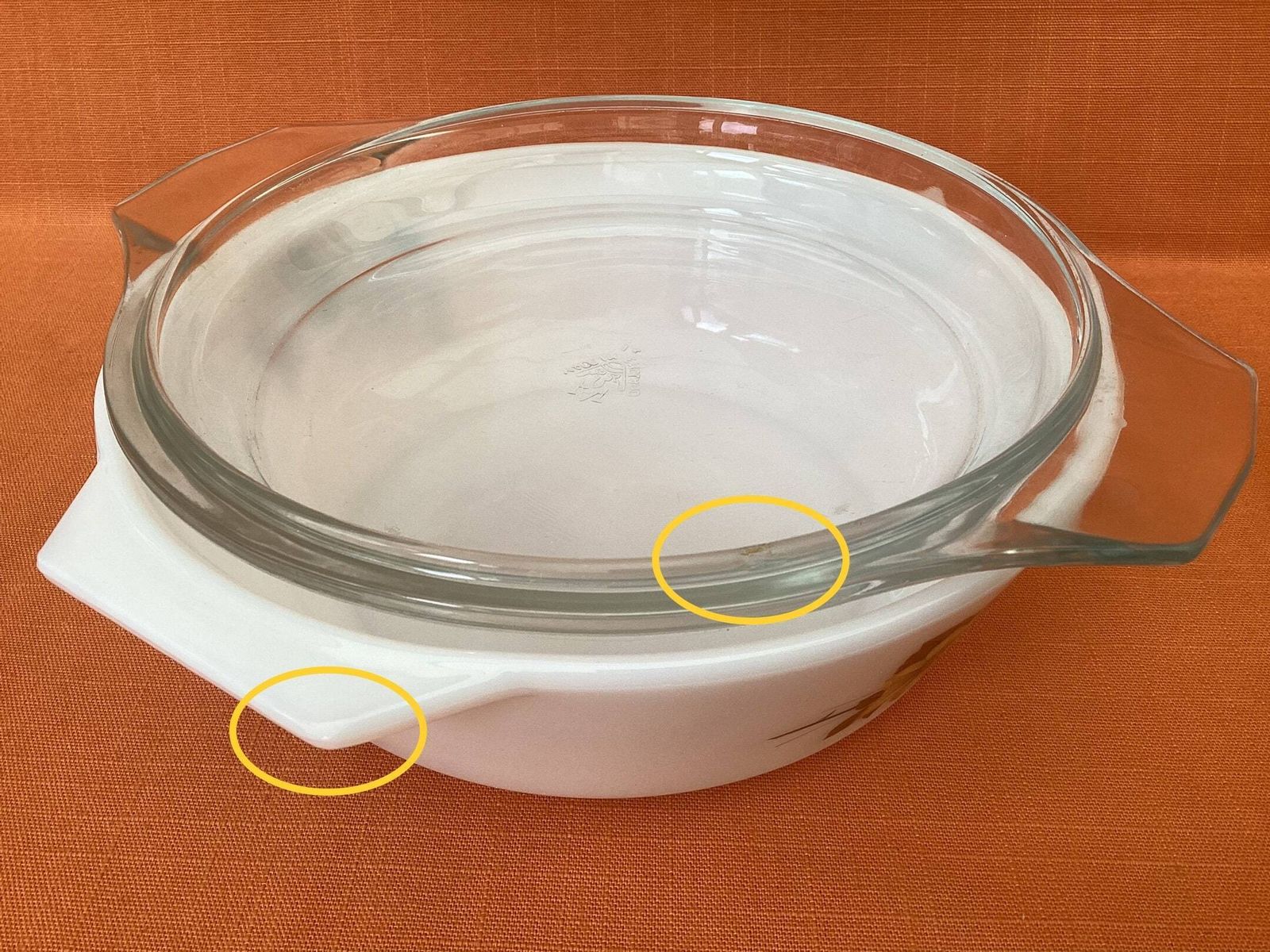 photo for sale Set van 3 Jaj Pyrex Autumn Glory ovenschalen met deksels, oplopende maten