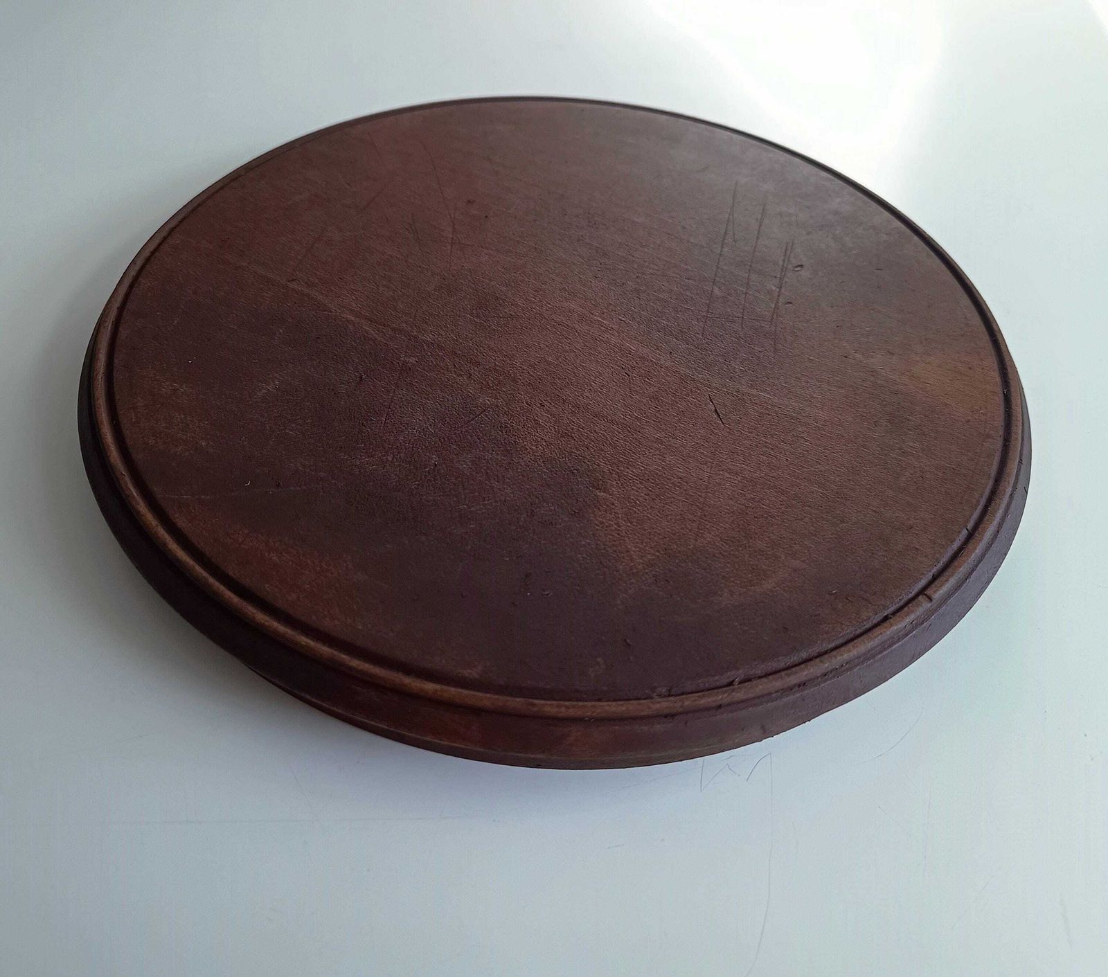photo vinterior Antiek Engels verzilverd houten kaas- / charcuteriebord met 800 zilveren spreader