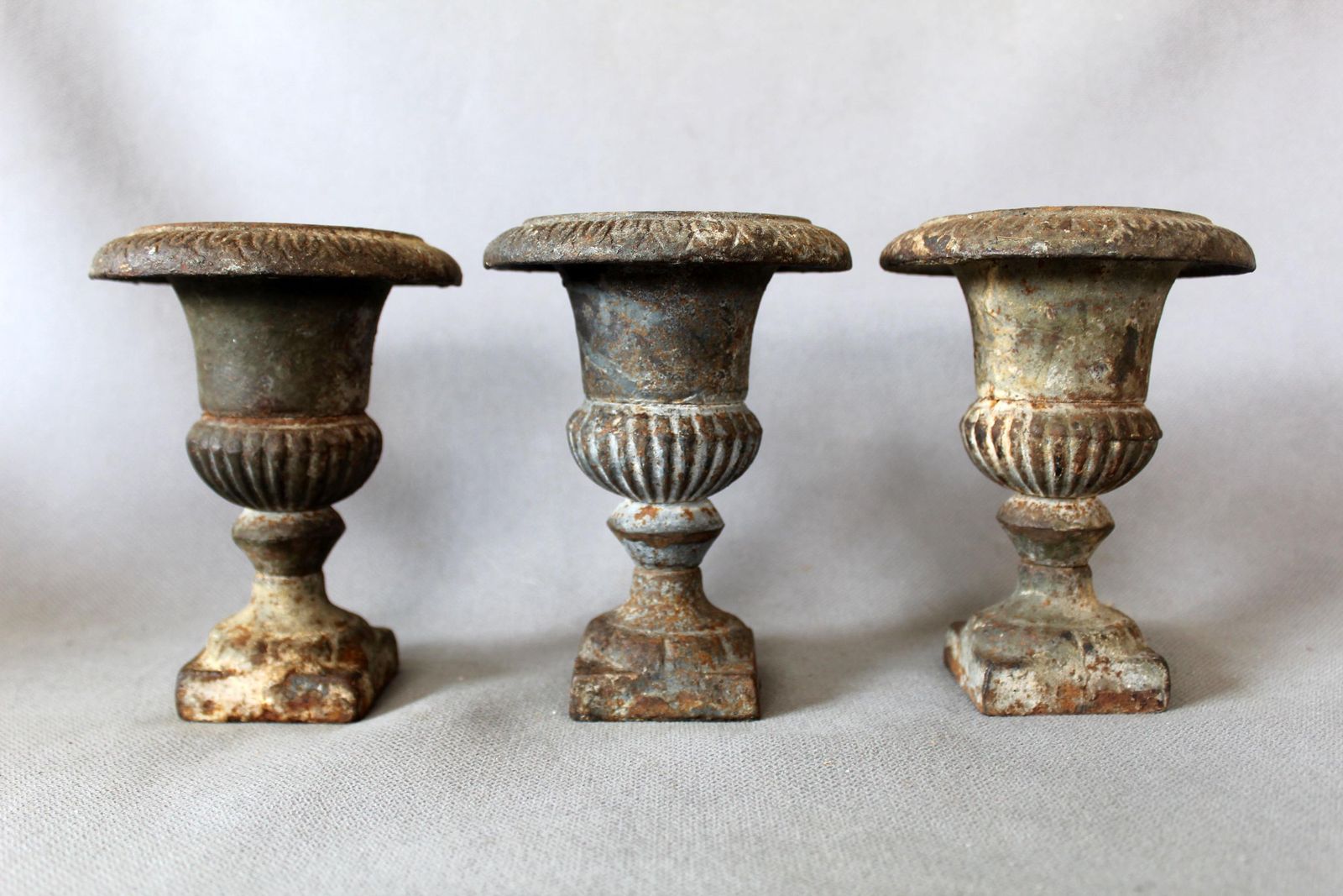 Home Decor Set Of 3 Antique Heavy Small Cast Iron Planter, Medicis Vase, Country French Rustic Decoration, Garden Planter, Exterior, 13 Centimeter photo