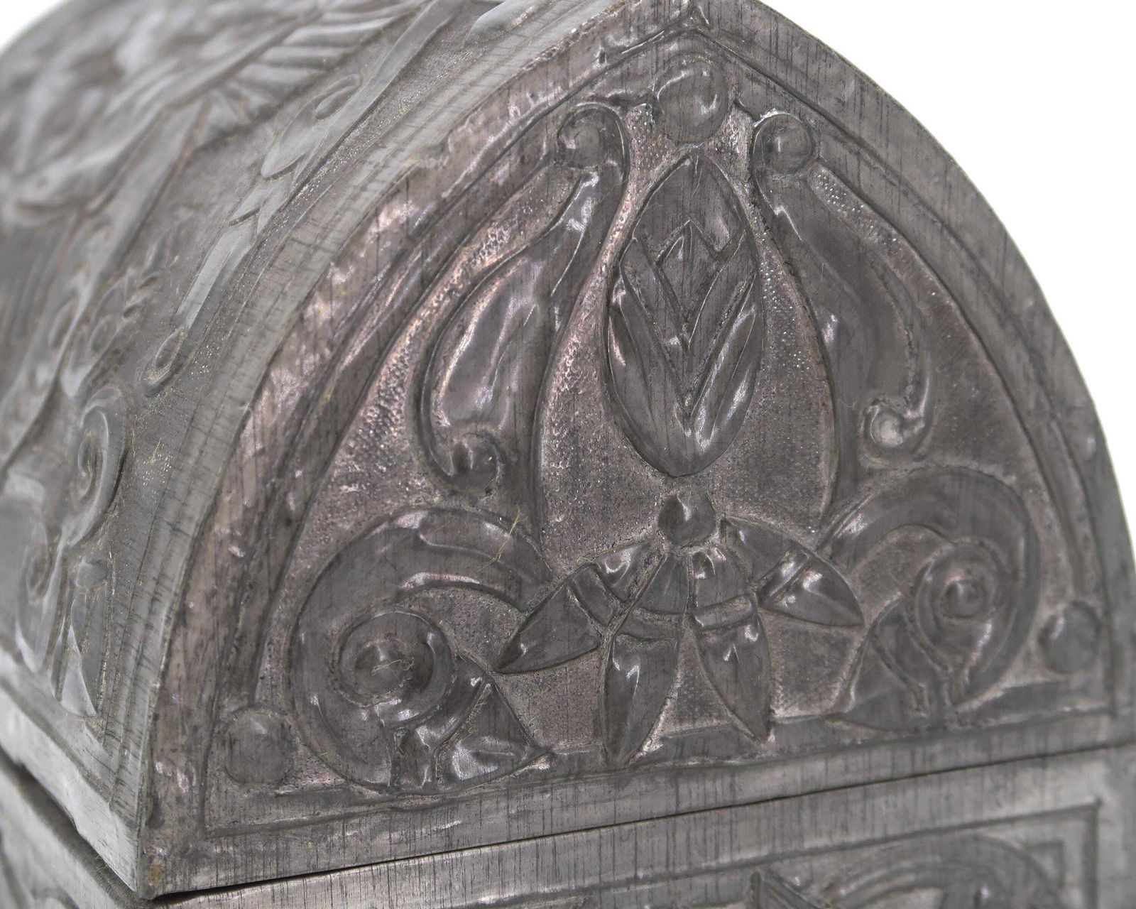 photo furniture French Art Nouveau Pewter Casket, Repoussé & Hammered Pewter, Circa 1900–1915, Attributed To The Daguet Style, Art Deco France Alfred Daguet