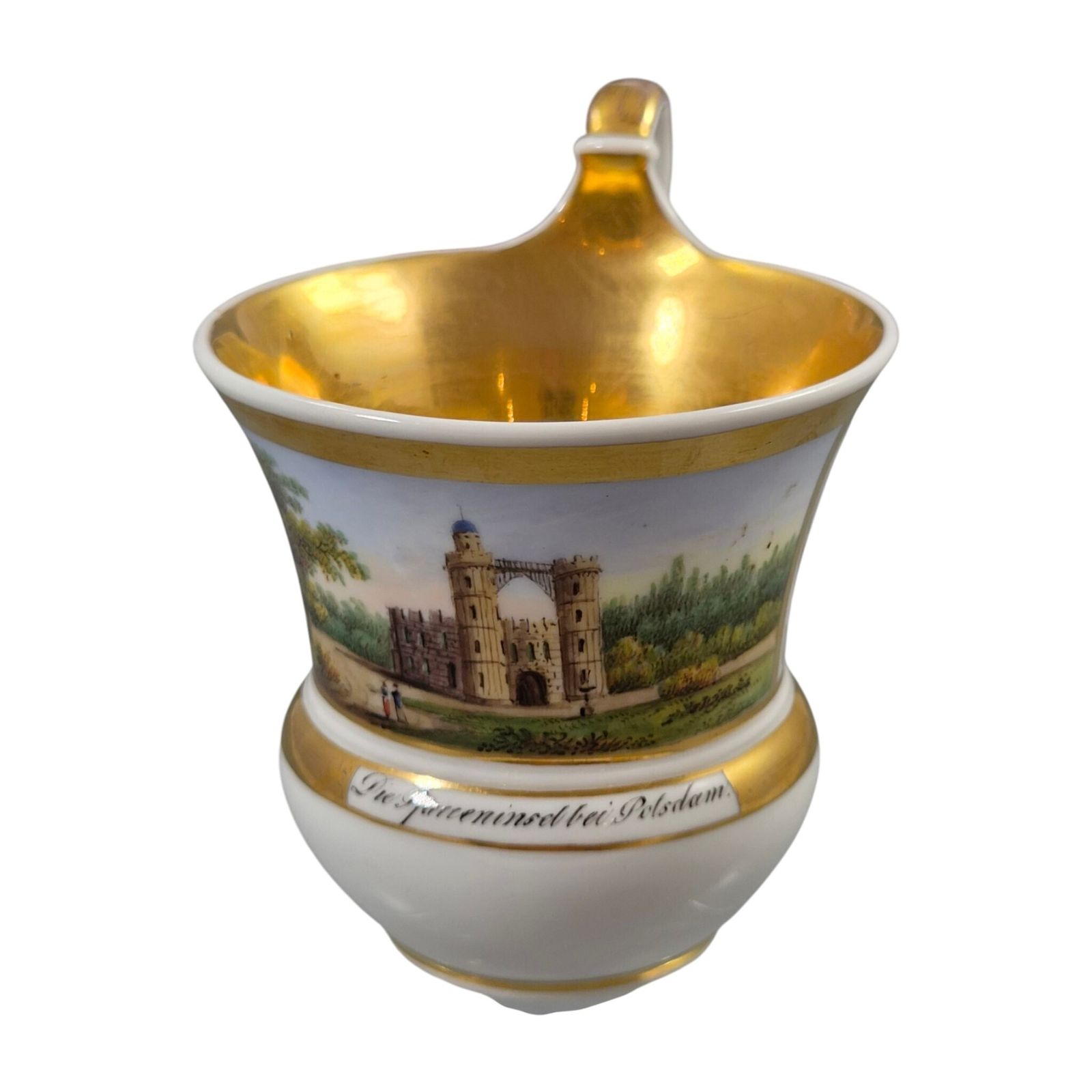 photo vintage Royal Kpm Berlin Porcelain Tea Cup With Peacock Island View, C.1840