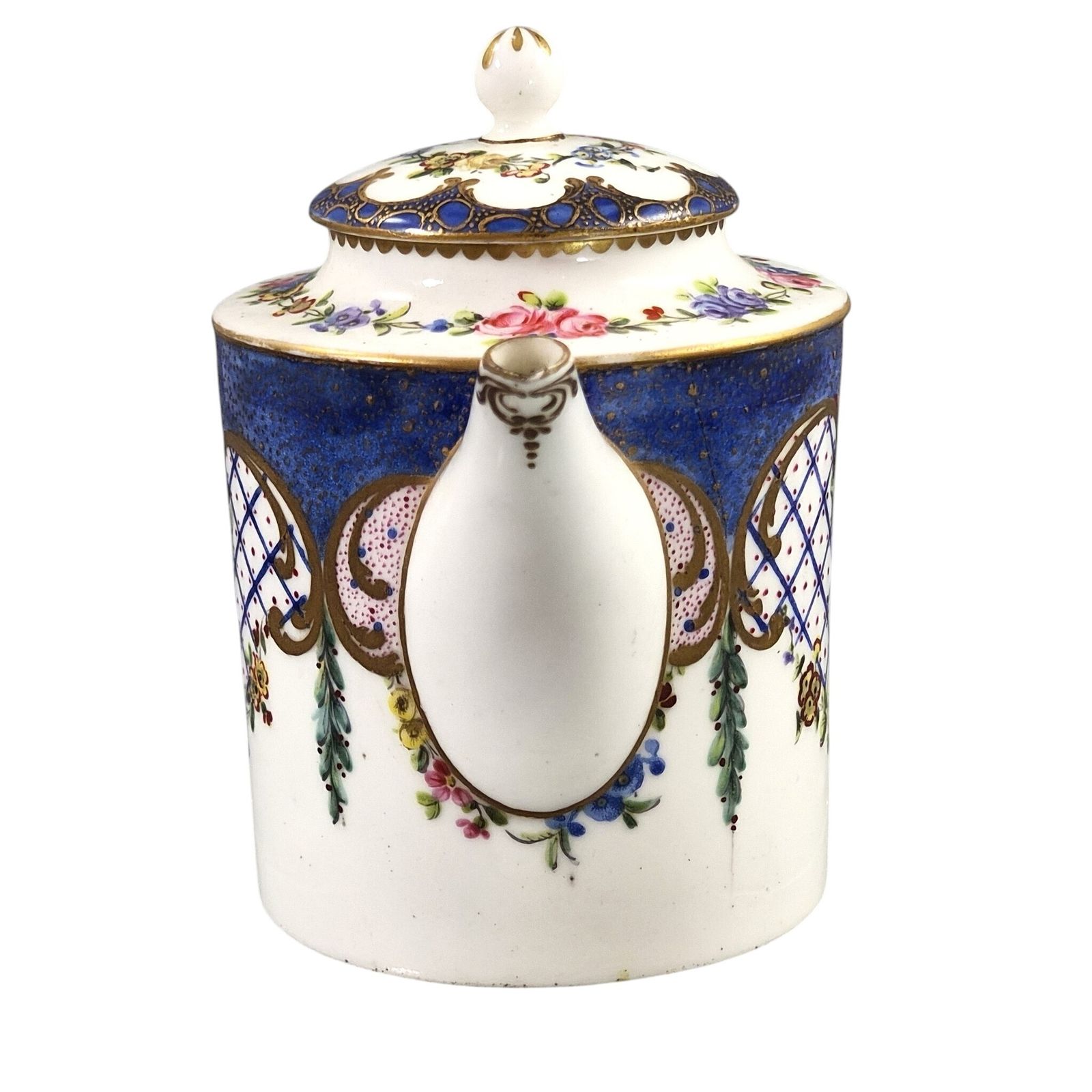 Franse koninklijke Sèvres-porseleinen theepot in Litron-vorm, 1772 photo Woonaccessoires