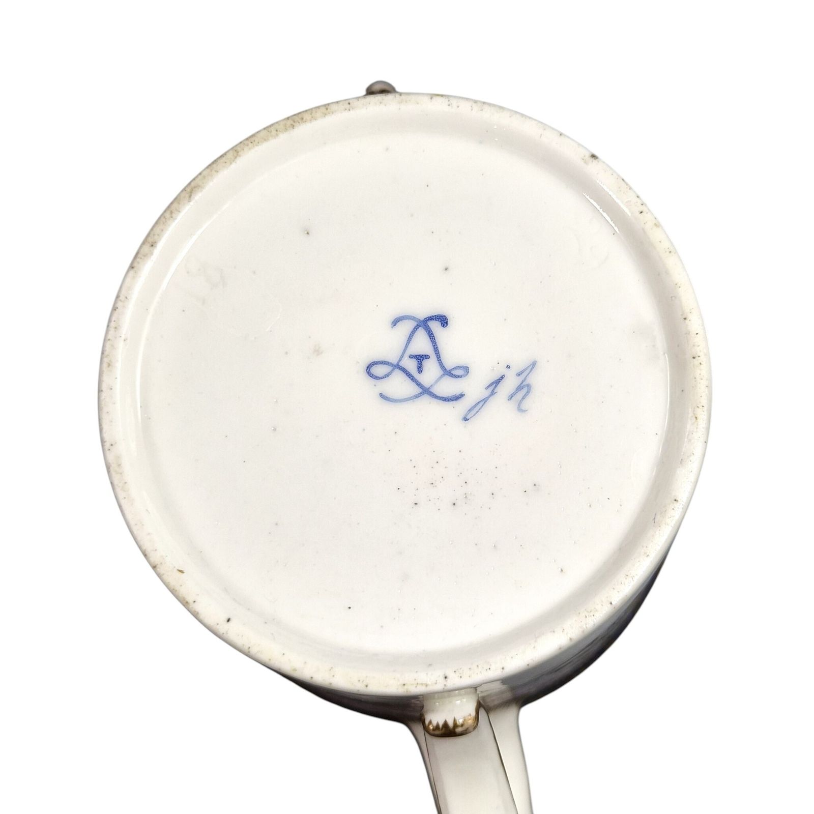 French Royal Sèvres Porcelain Teapot In Litron Form, 1772 photo buy