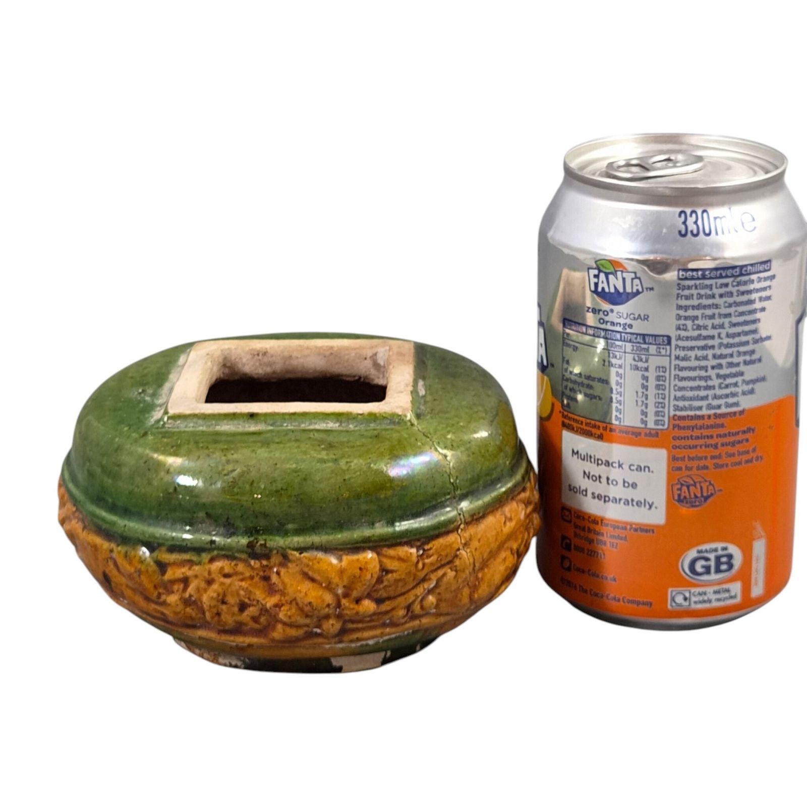 photo vinterior Antiek Chinees Sancai Geglazuurd Keramiek Waterpot Liao-dynastie