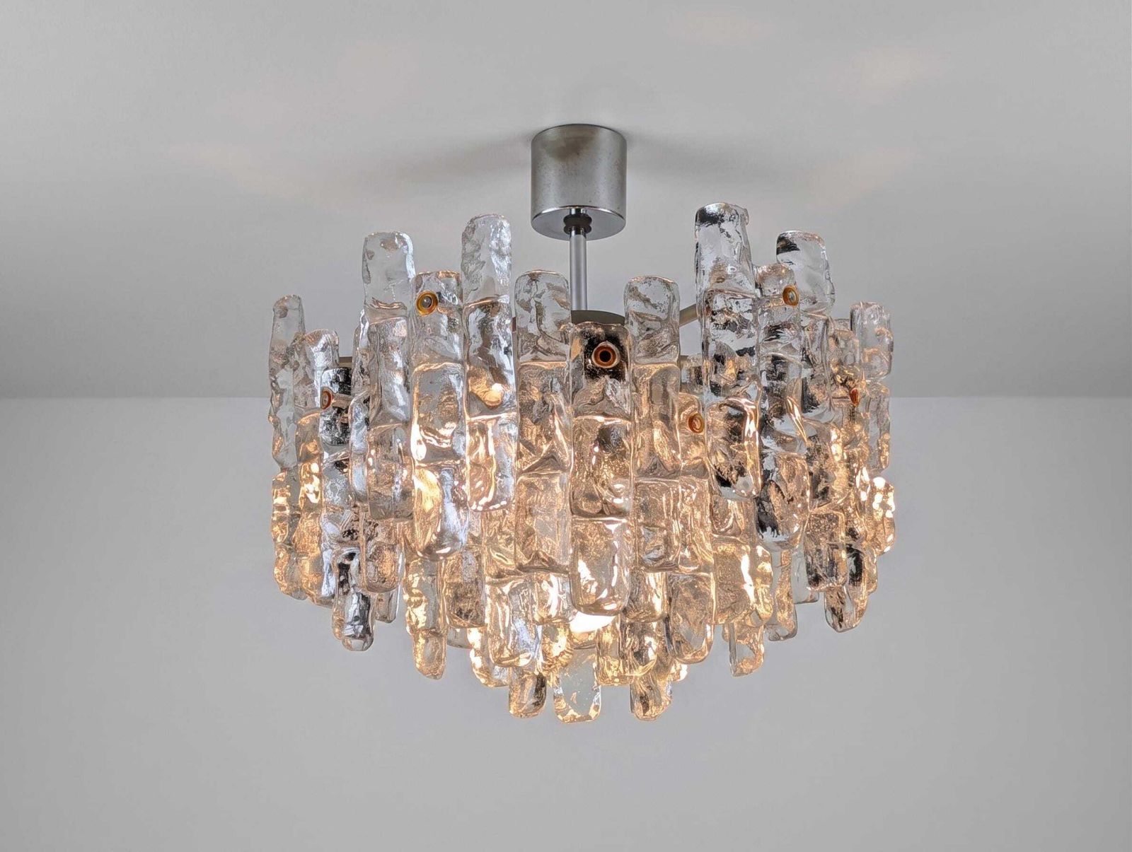 Lustre Kalmar en verre Ice Glass, Autriche, années 1970 photo furniture