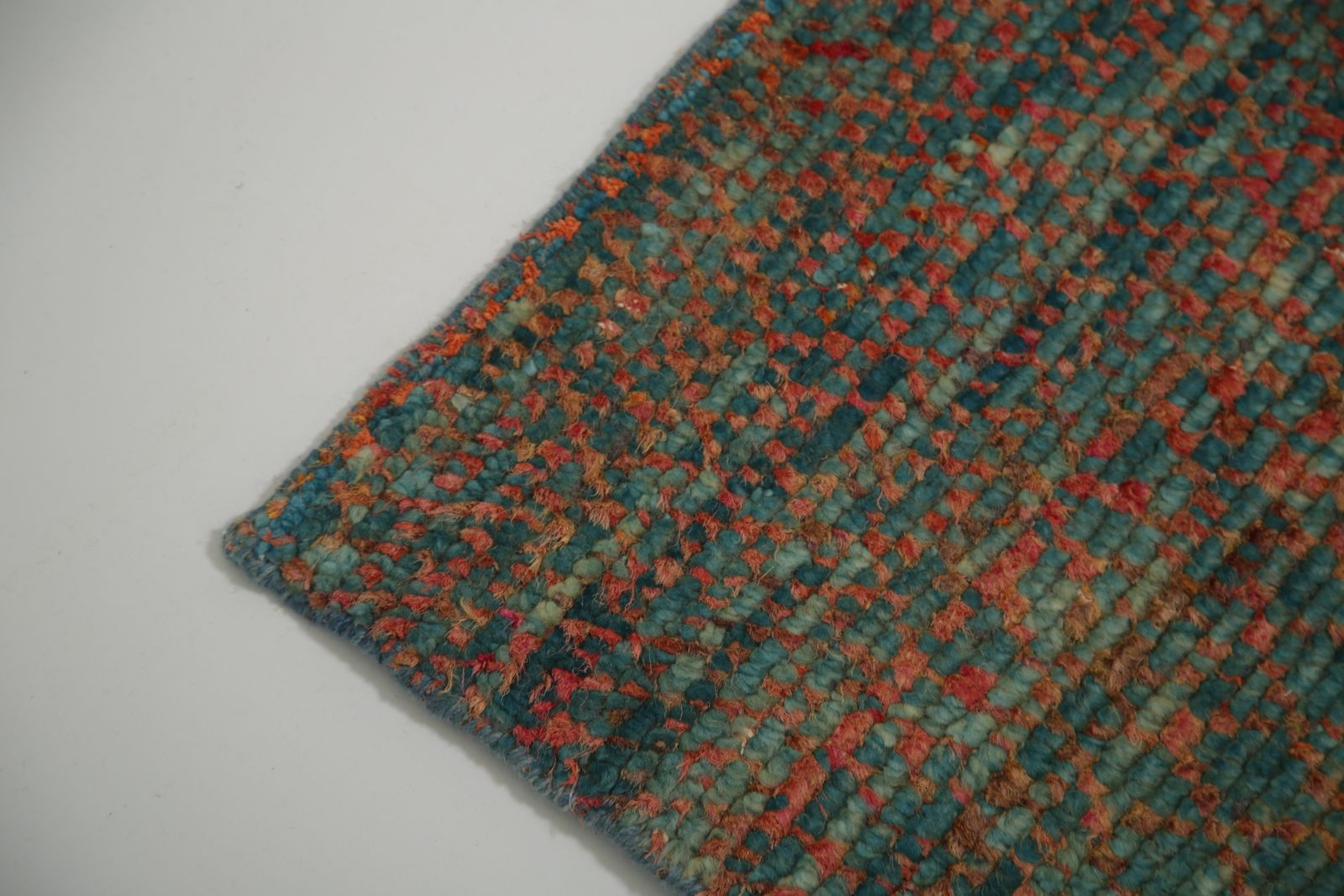 Tapis en laine tissé à la main, sarcelle et terre cuite, contemporain, Inde (8'1" x 10'4") photo furniture