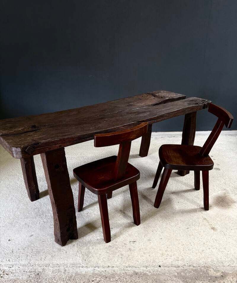 Handgemaakte gebeeldhouwde werkbanktafel, begin 19e eeuw photo buy