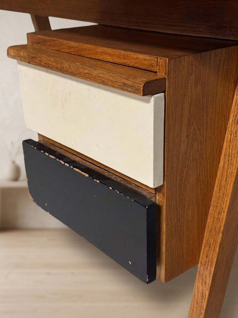 Writing Desk Mid Century Wooden Desk By Robin Day, 1950s, United Kingdom, 100 × 59 × 77 Cm photo buy