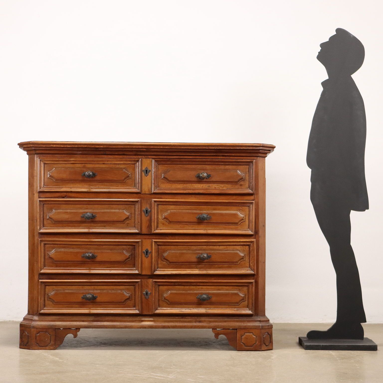 Barokke Walnoten Canterano Met 4 Lades, Lombardije, 18e Eeuw photo furniture