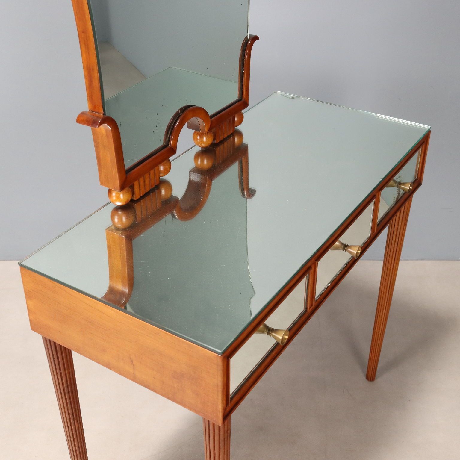 photo vinterior Vintage kaptafel, geschilderd mahonie, Italië, 20e eeuw