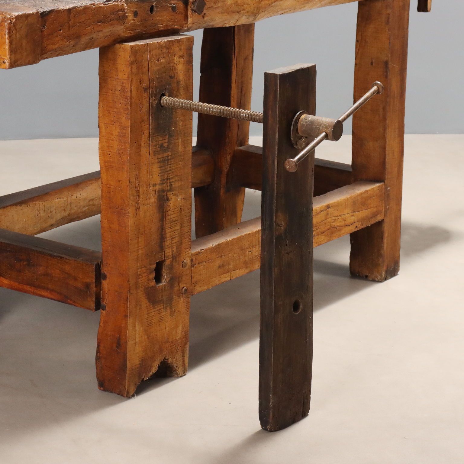 Carpenter's Workbench In Chestnut   Italy, 19th Century photo Furniture
