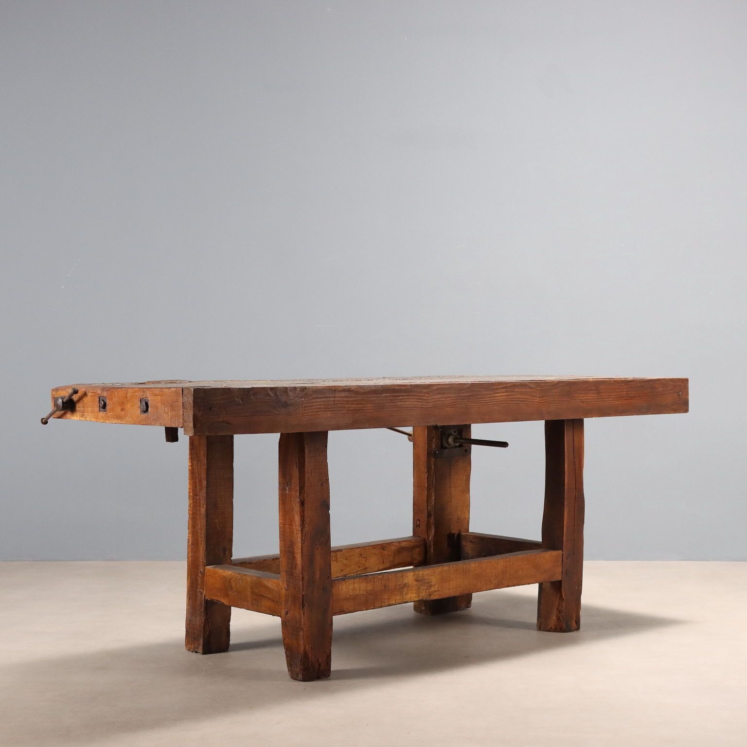 1850.0 Carpenter's Workbench In Chestnut   Italy, 19th Century photo