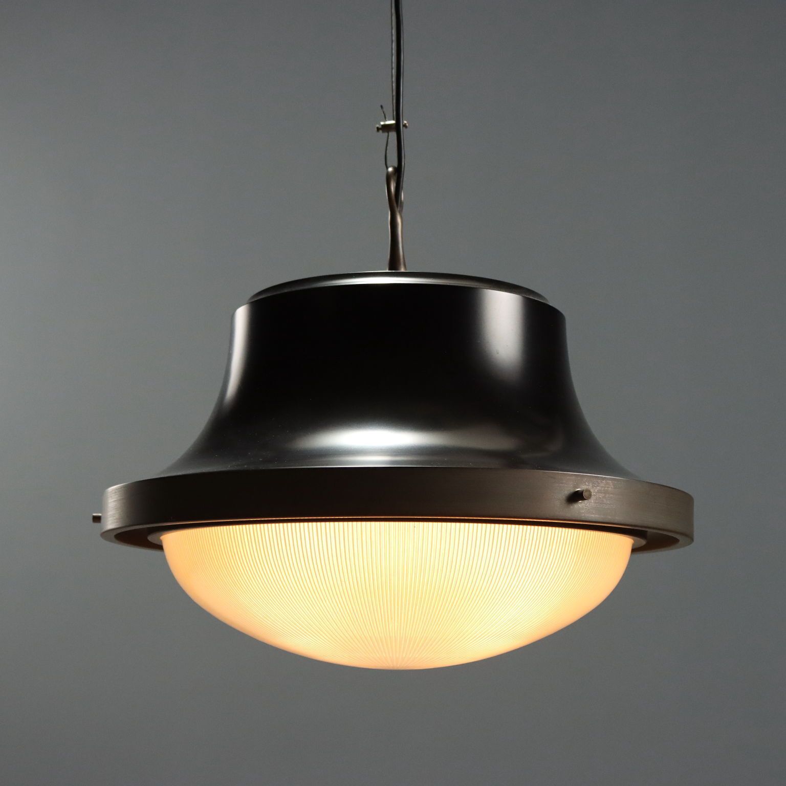 Chandelier 'Tau' By Sergio Mazza For Artemide photo for sale