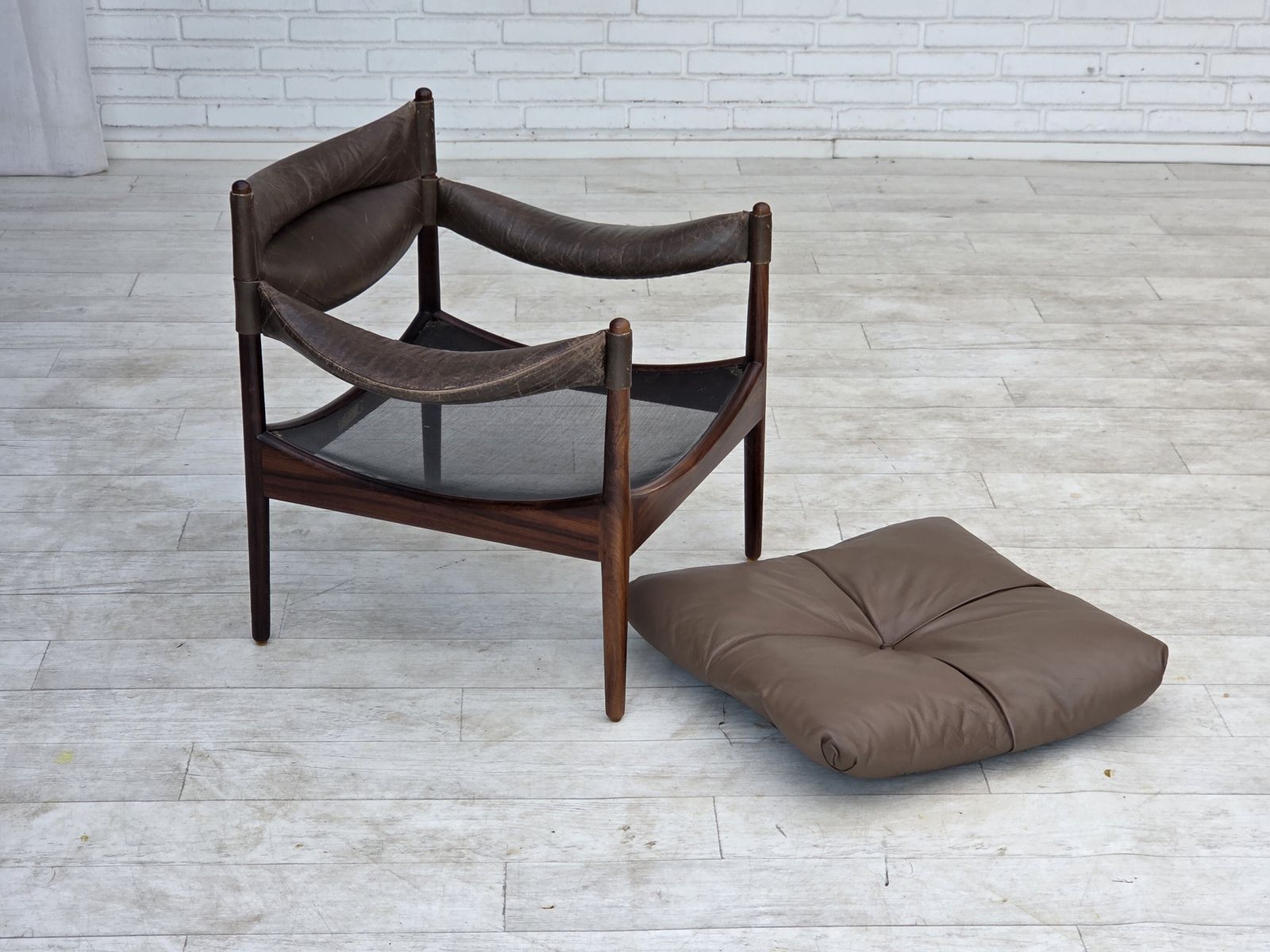 Ca. jaren 1970, Deens design van Kristian Vedel, fauteuil model "Modus". photo vinterior
