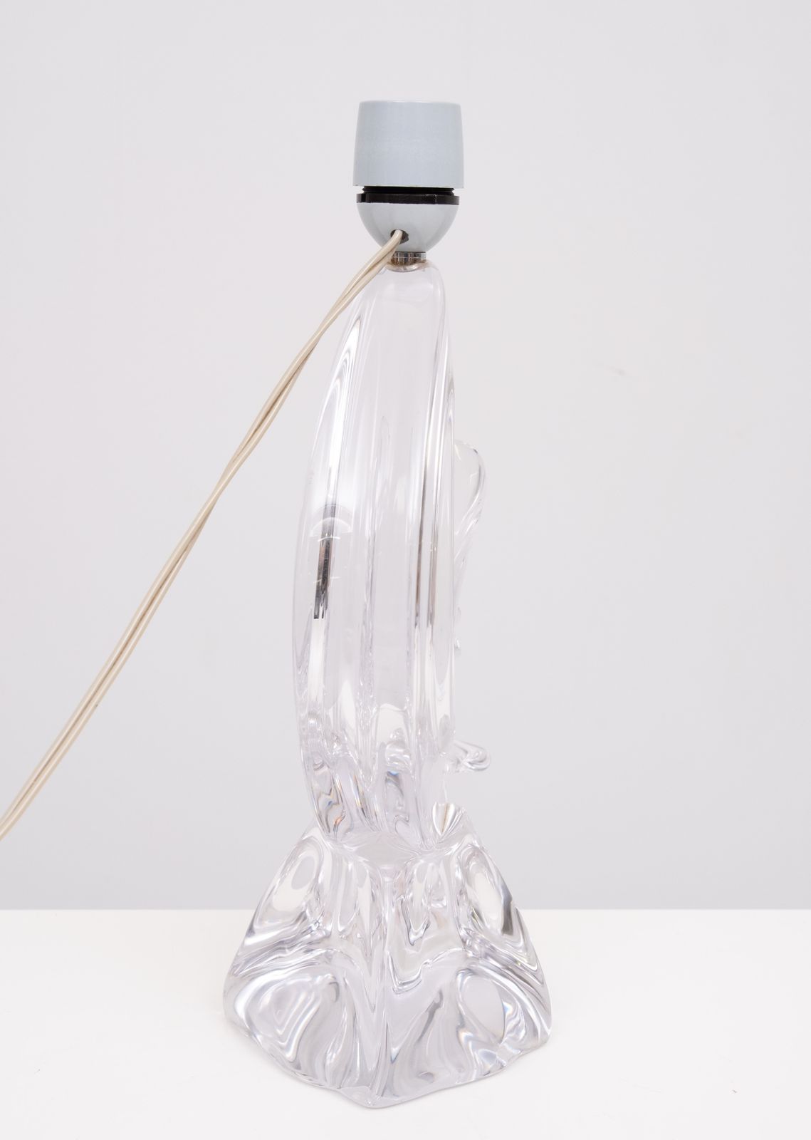 Daum Crystal Glass Bird Table Lamp, Vintage 1960s, France, Oval Shade photo vinterior