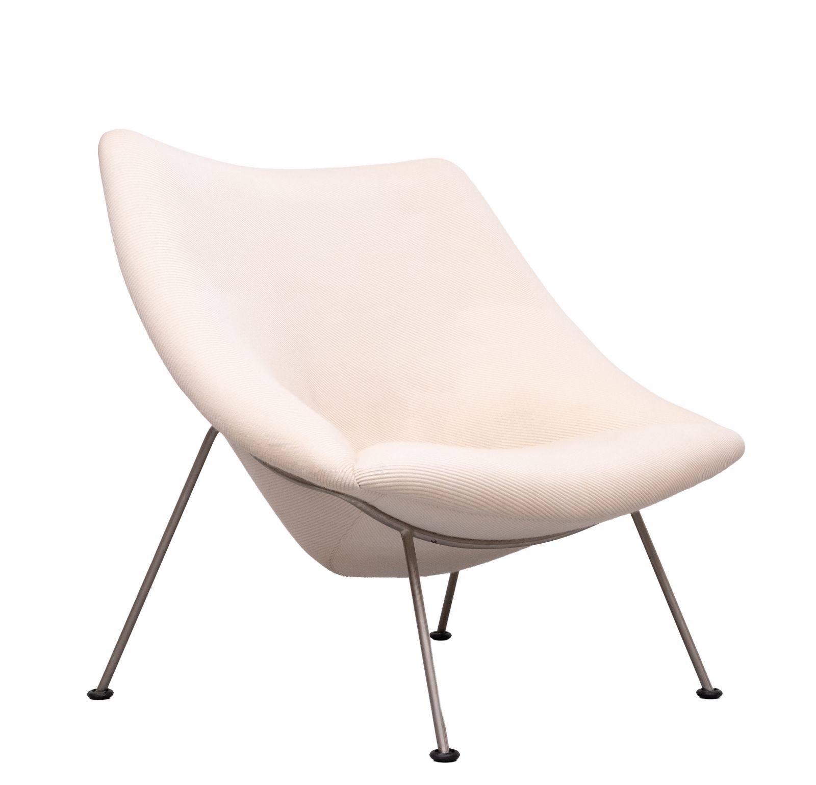 This Is The Iconic Artifort Oyster Armchair By Designer Pierre Paulin photo vinterior