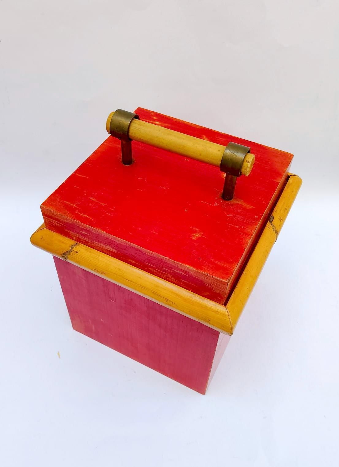 Seau à glace en bambou, design Mid-Century vintage, anse rouge et beige photo furniture