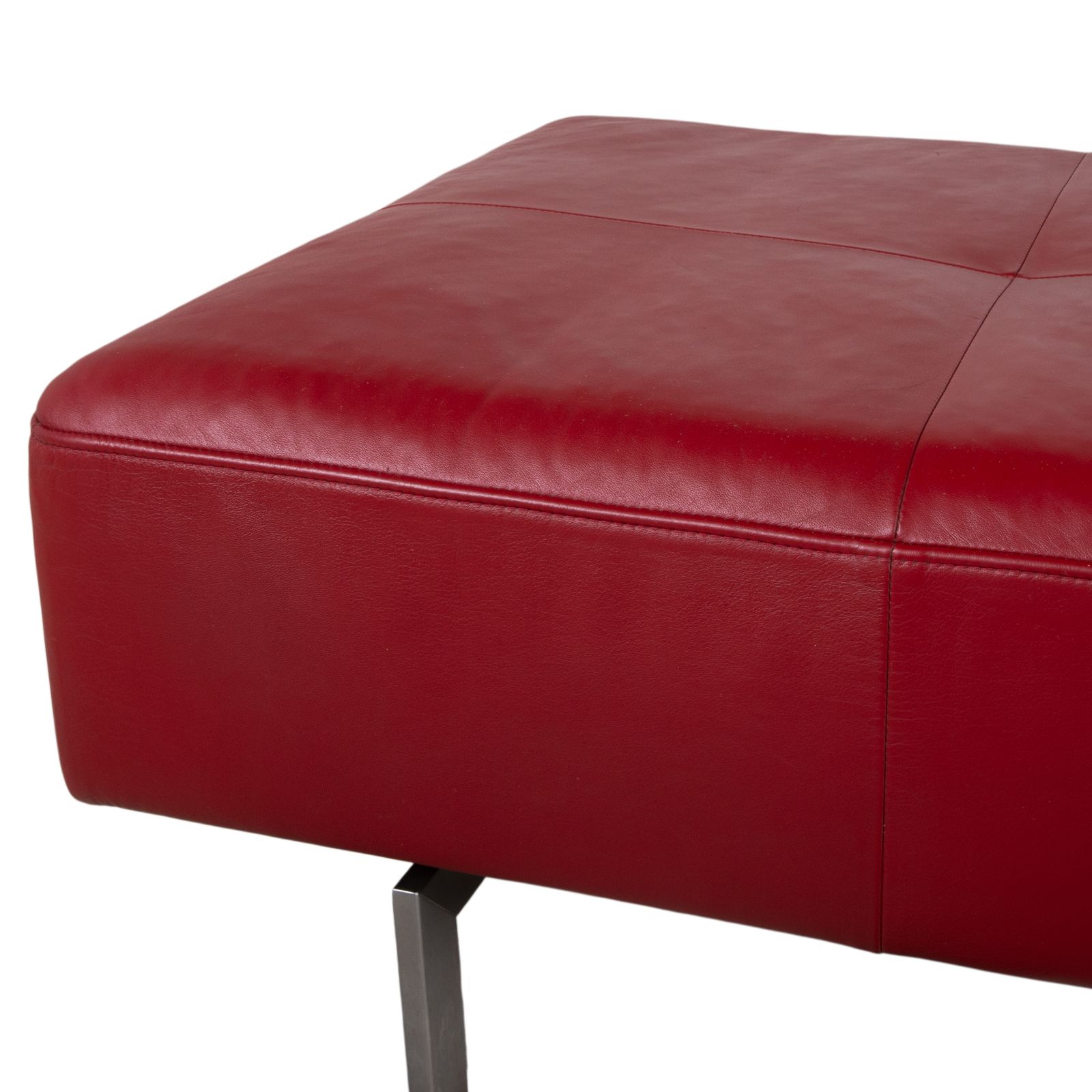 Tabouret Rolf Benz Dono 6100 en cuir rouge photo for sale