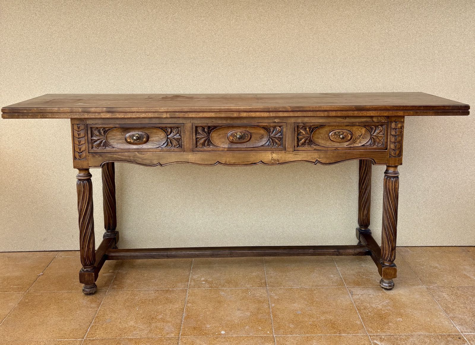 Spaanse Walnoten Klaptafel met Drie Lades, jaren 1930 photo furniture